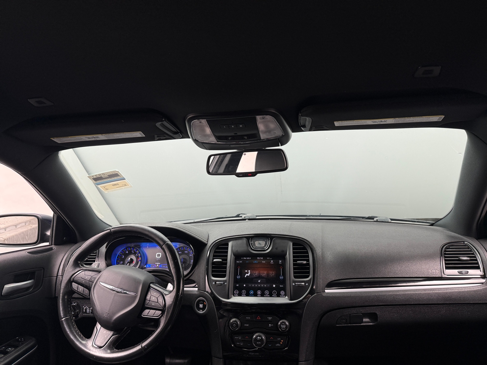 Thumbnail: 2019 Chrysler 300 - 2