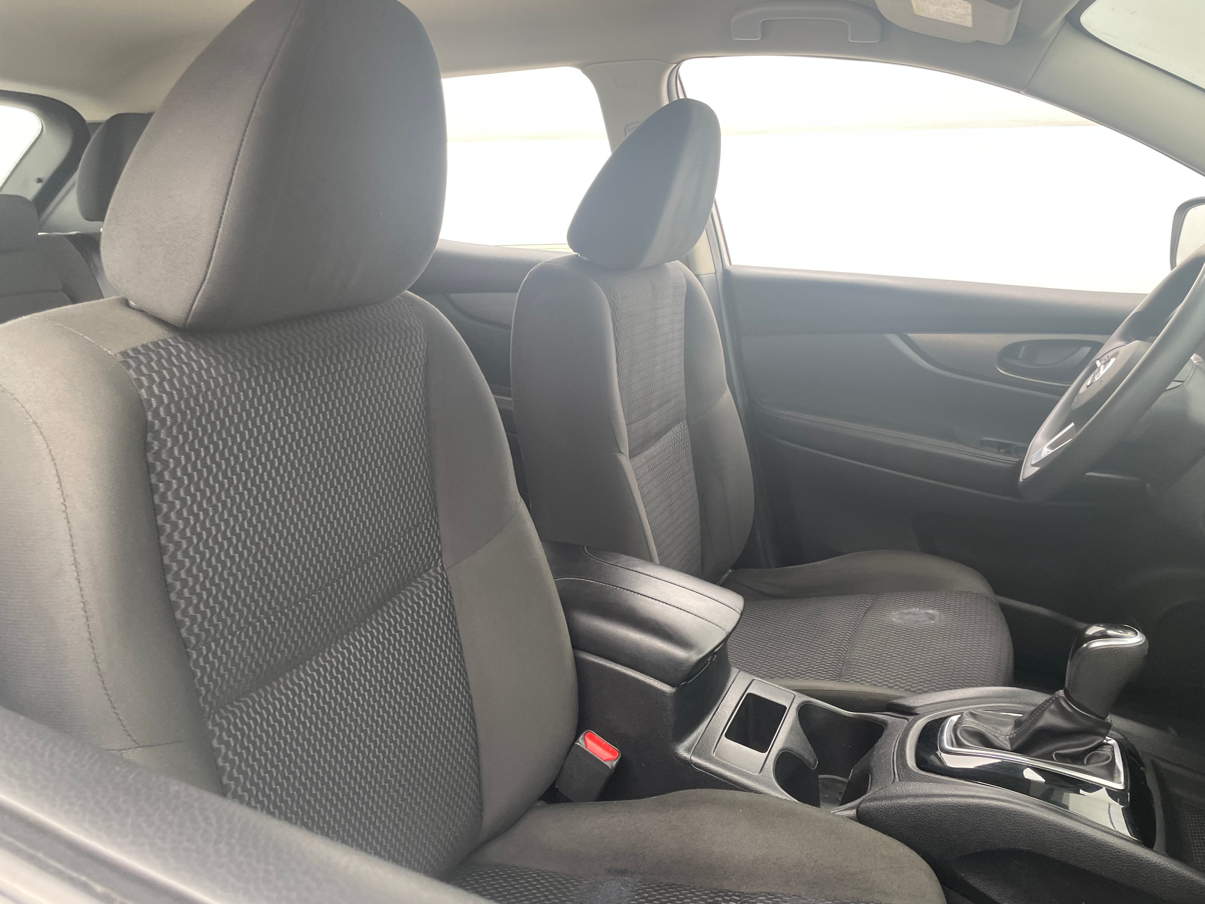 Used 2021 Nissan Rogue Sport S with VIN JN1BJ1AW7MW662310 for sale in Pewaukee, WI