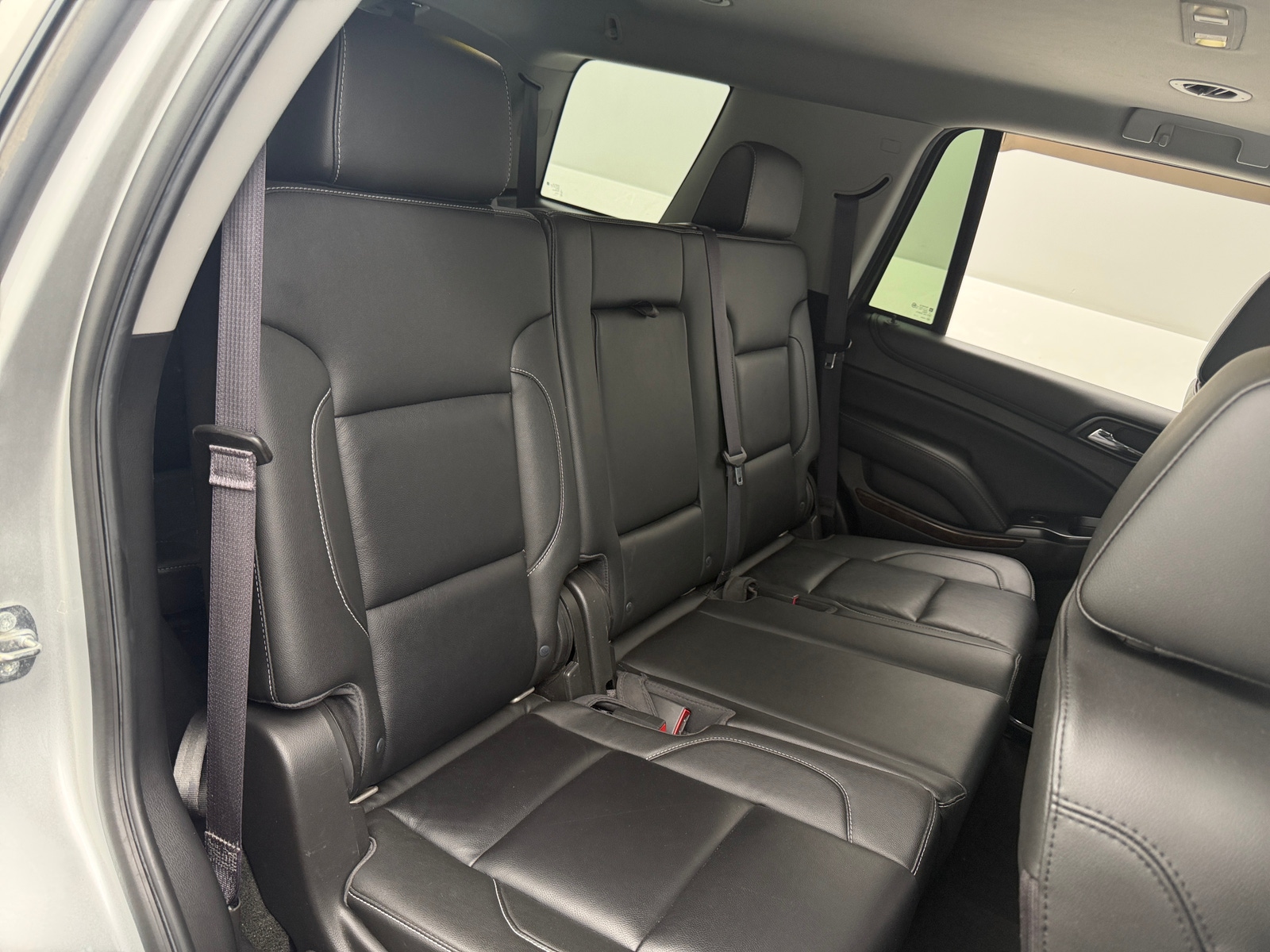 Thumbnail: 2017 Chevrolet Tahoe - 5