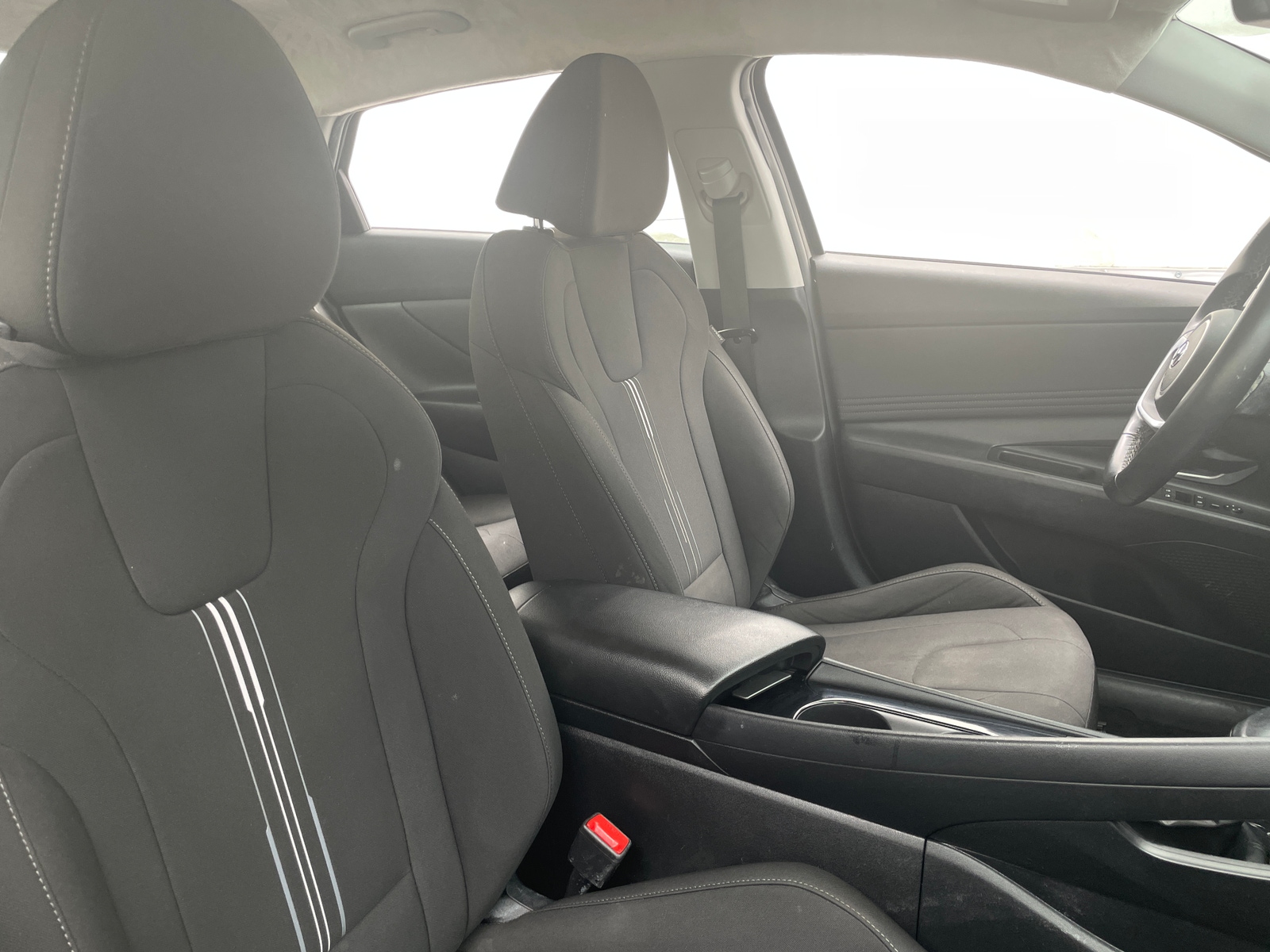 Thumbnail: 2022 Hyundai Elantra - 2