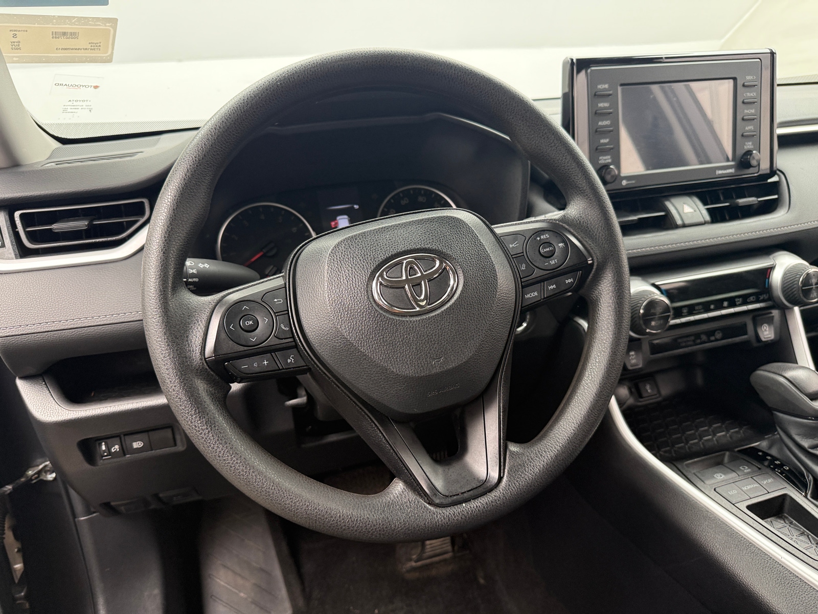 Thumbnail: 2022 Toyota RAV4 - 5