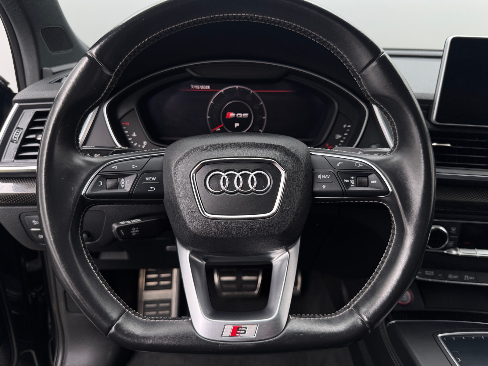 Thumbnail: 2018 Audi SQ5 - 4