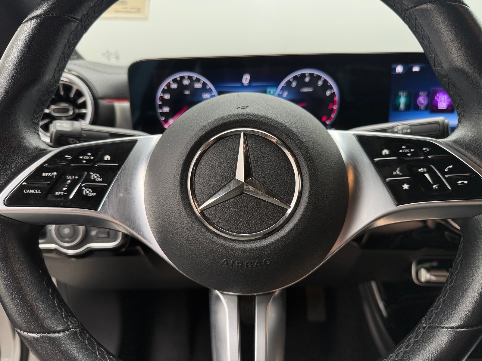 Thumbnail: 2025 Mercedes-Benz CLA - 4