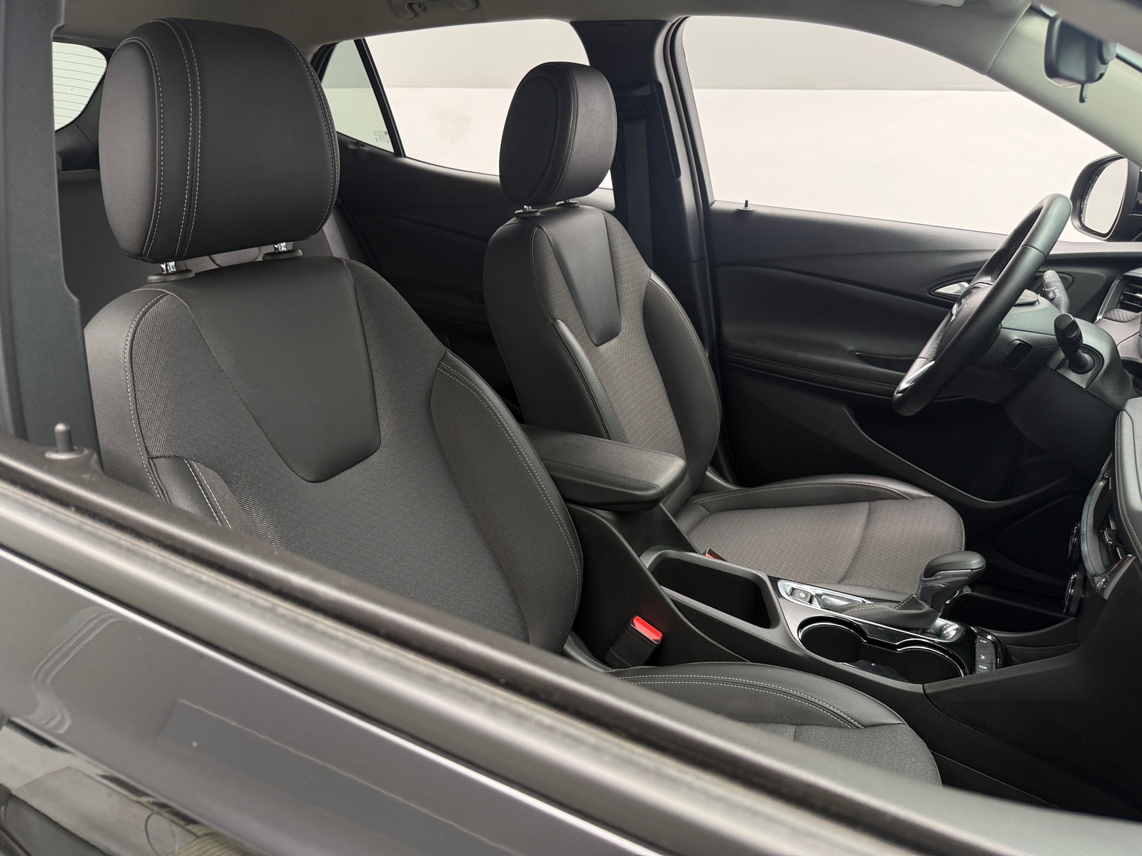 Thumbnail: 2025 Buick Encore GX - 2
