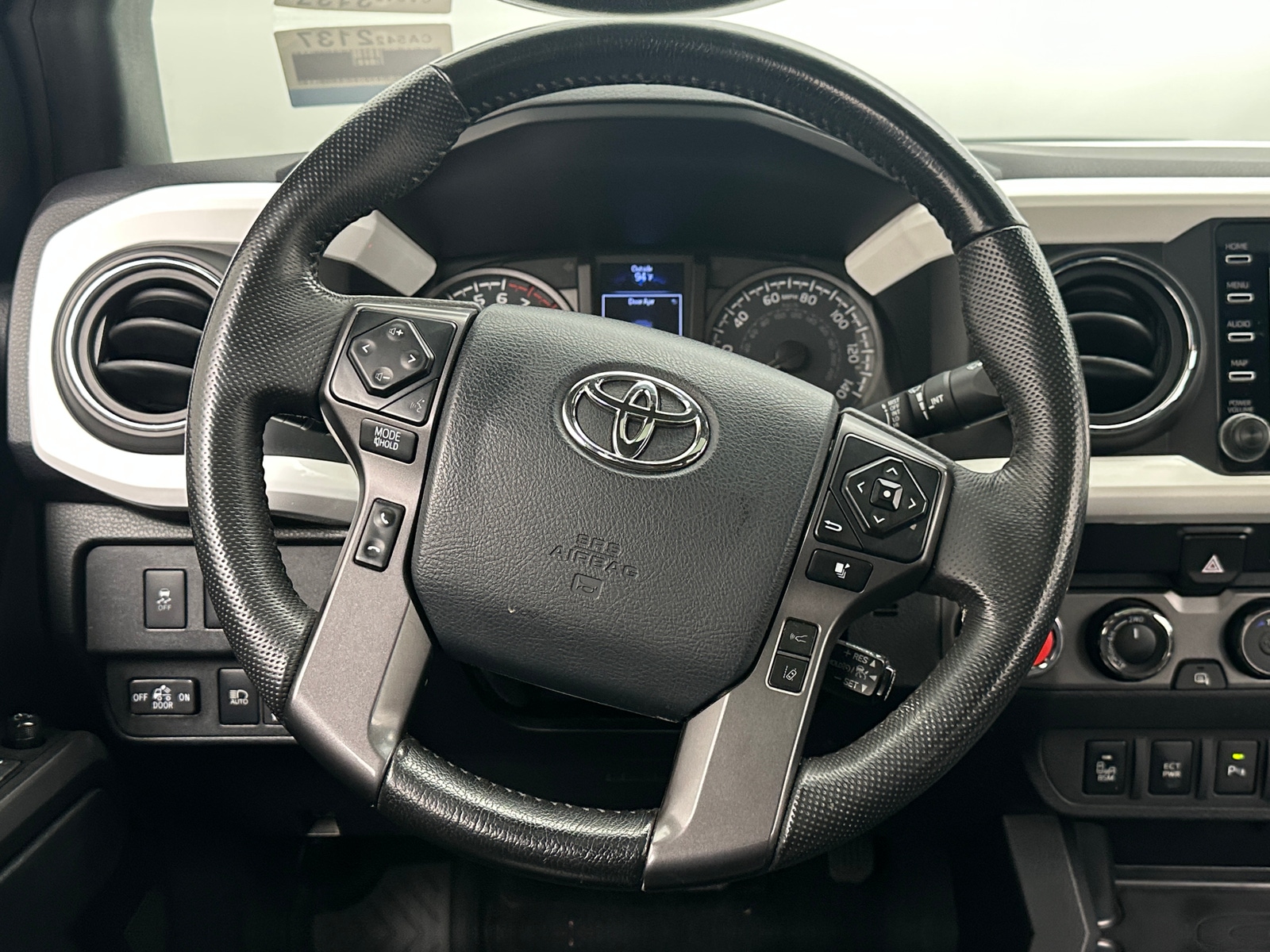 Thumbnail: 2020 Toyota Tacoma - 4