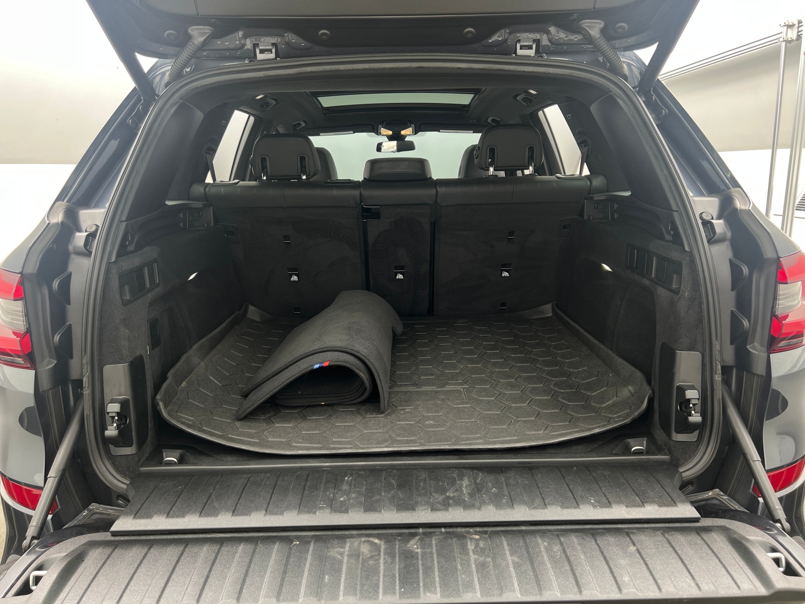 Thumbnail: 2021 BMW X5 - 6