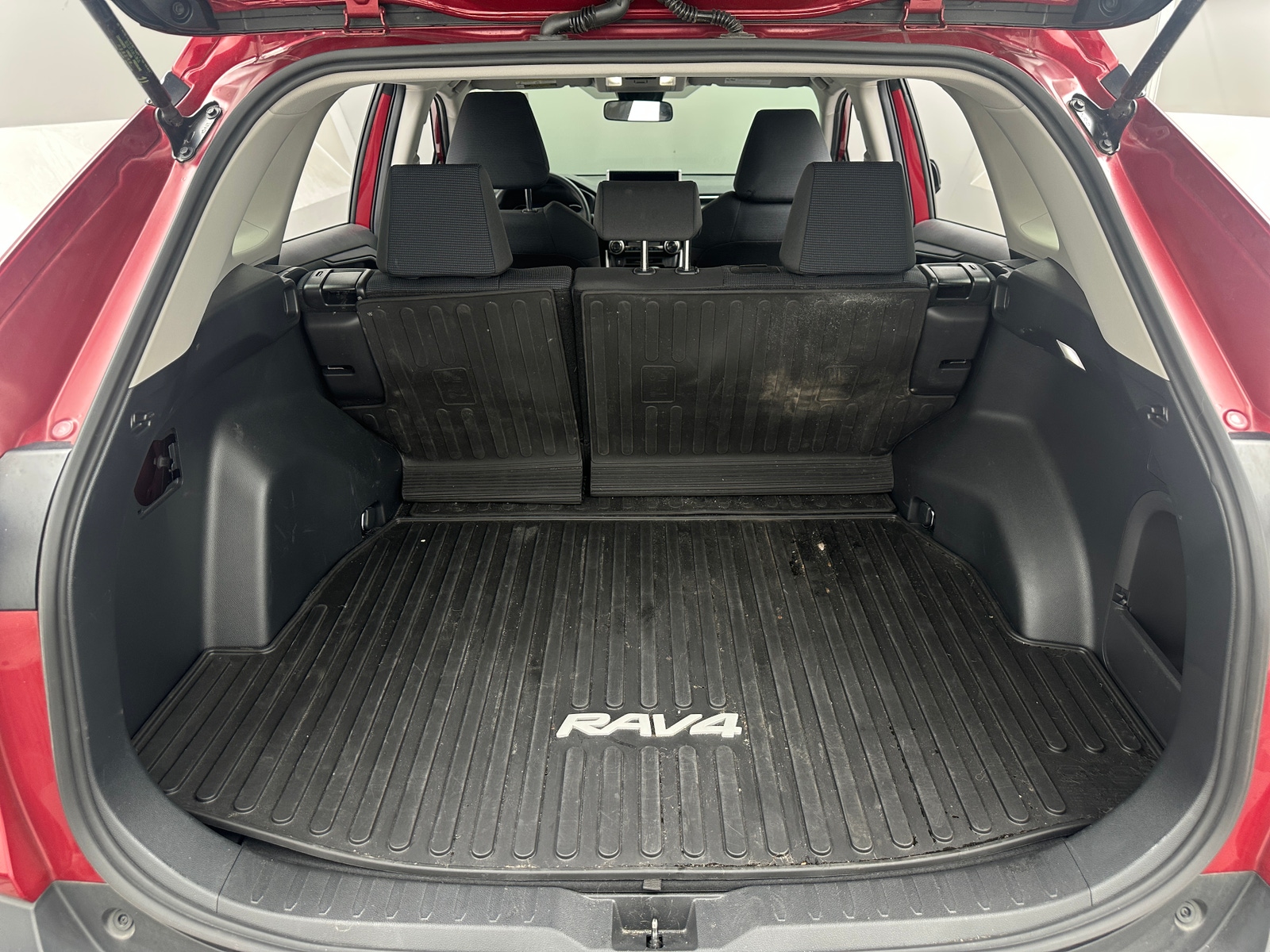 Thumbnail: 2023 Toyota RAV4 - 7