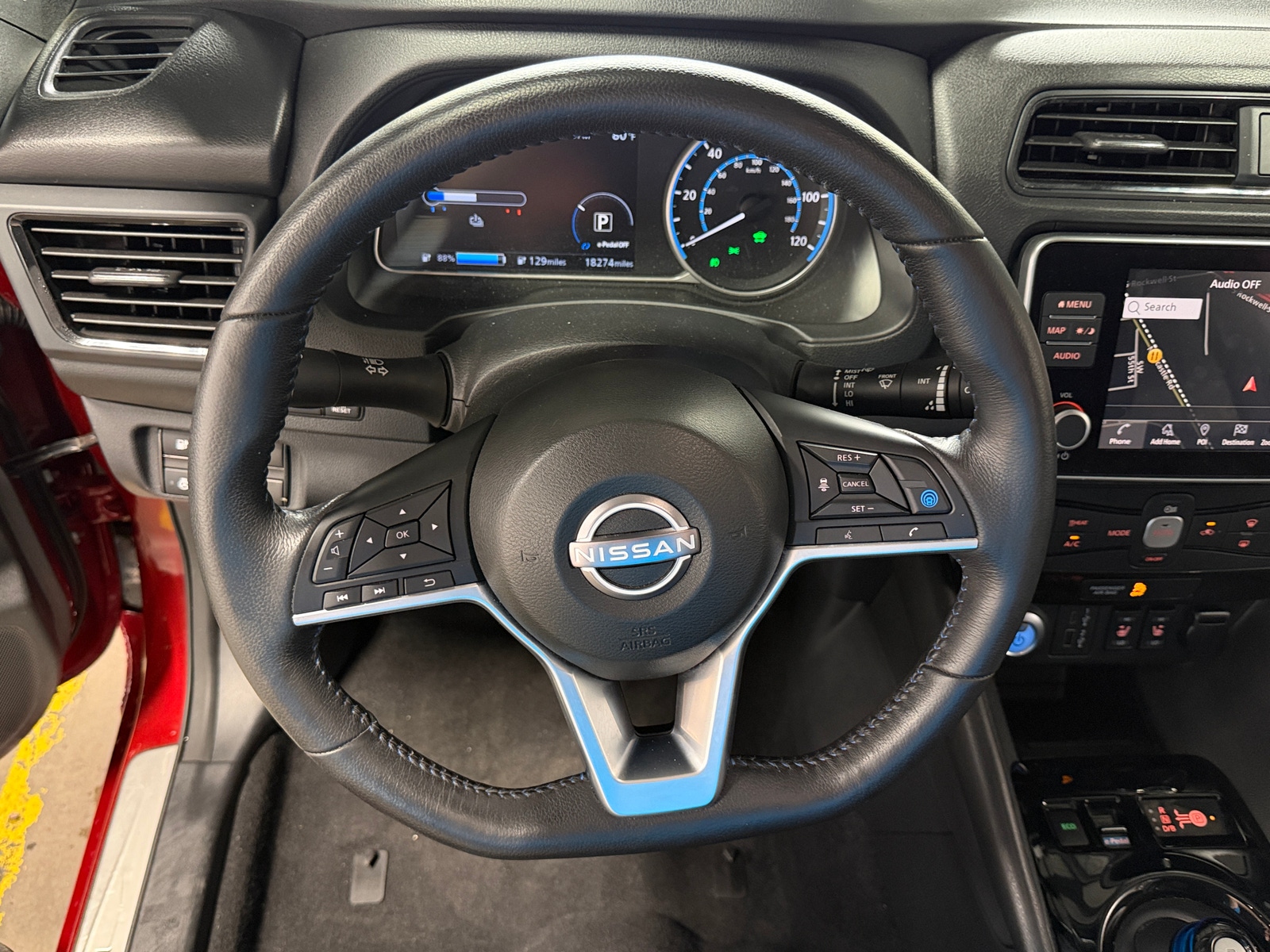 Thumbnail: 2023 Nissan Leaf - 5