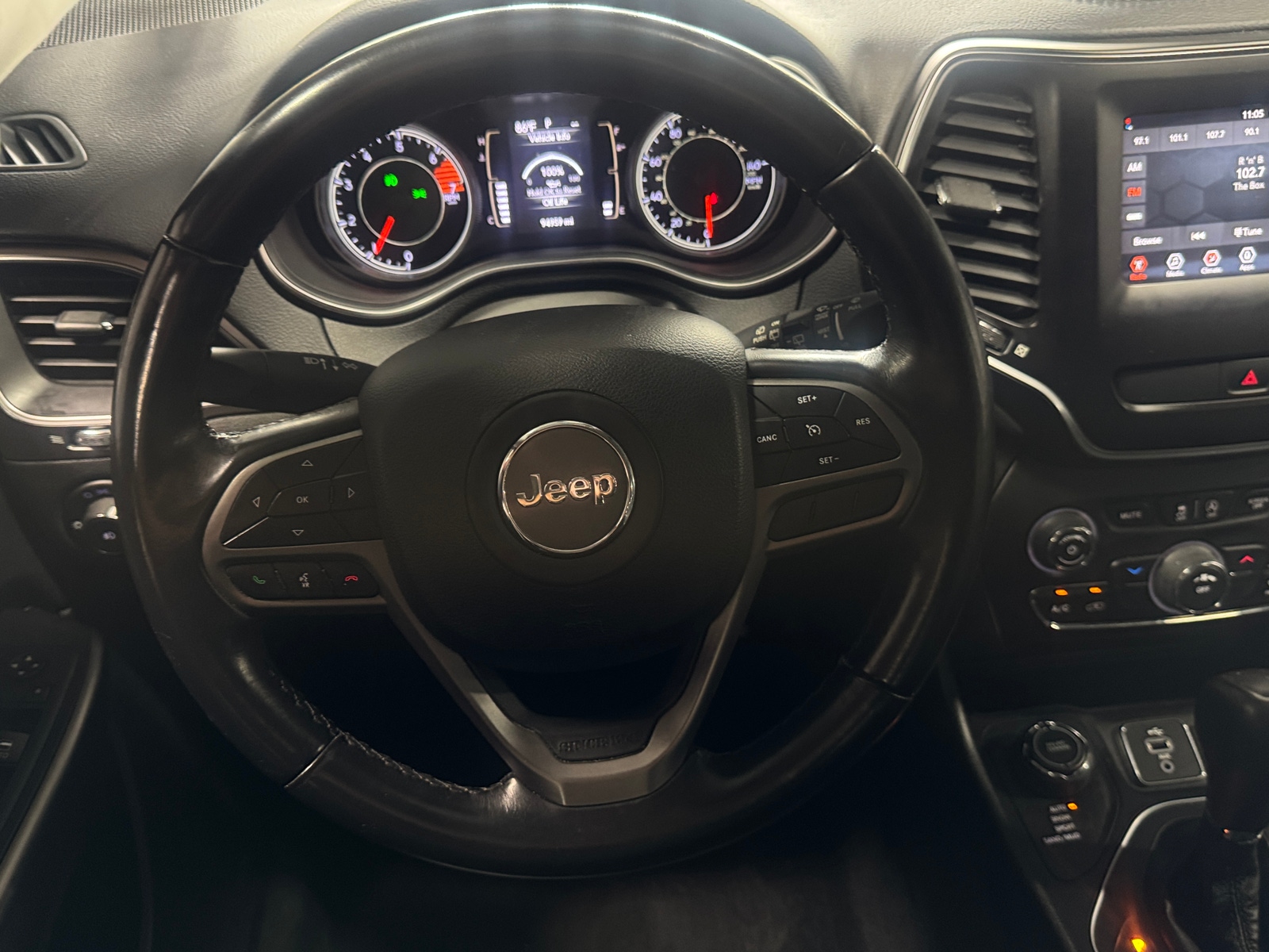 Thumbnail: 2019 Jeep Cherokee - 5