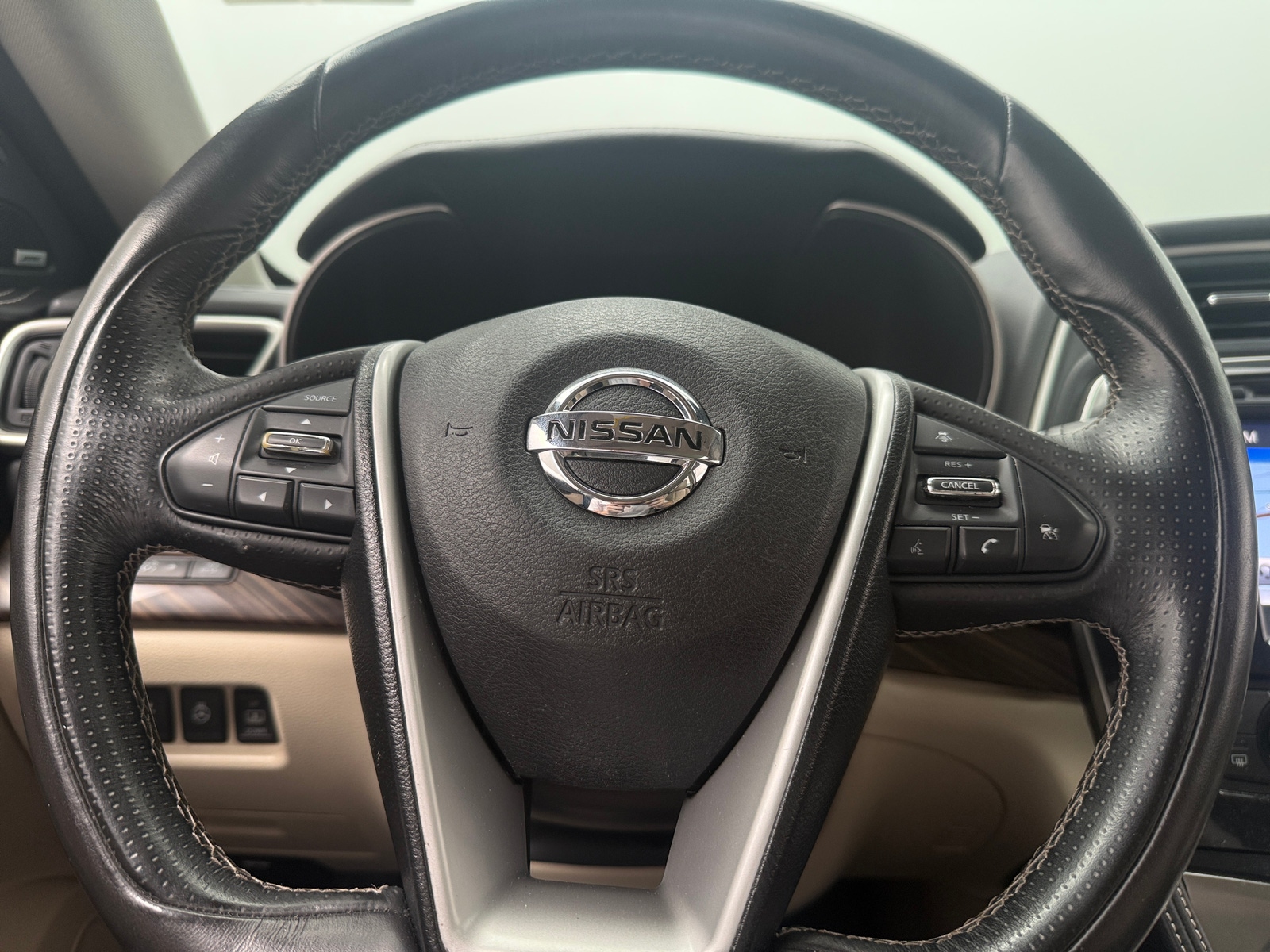 Thumbnail: 2017 Nissan Maxima - 4