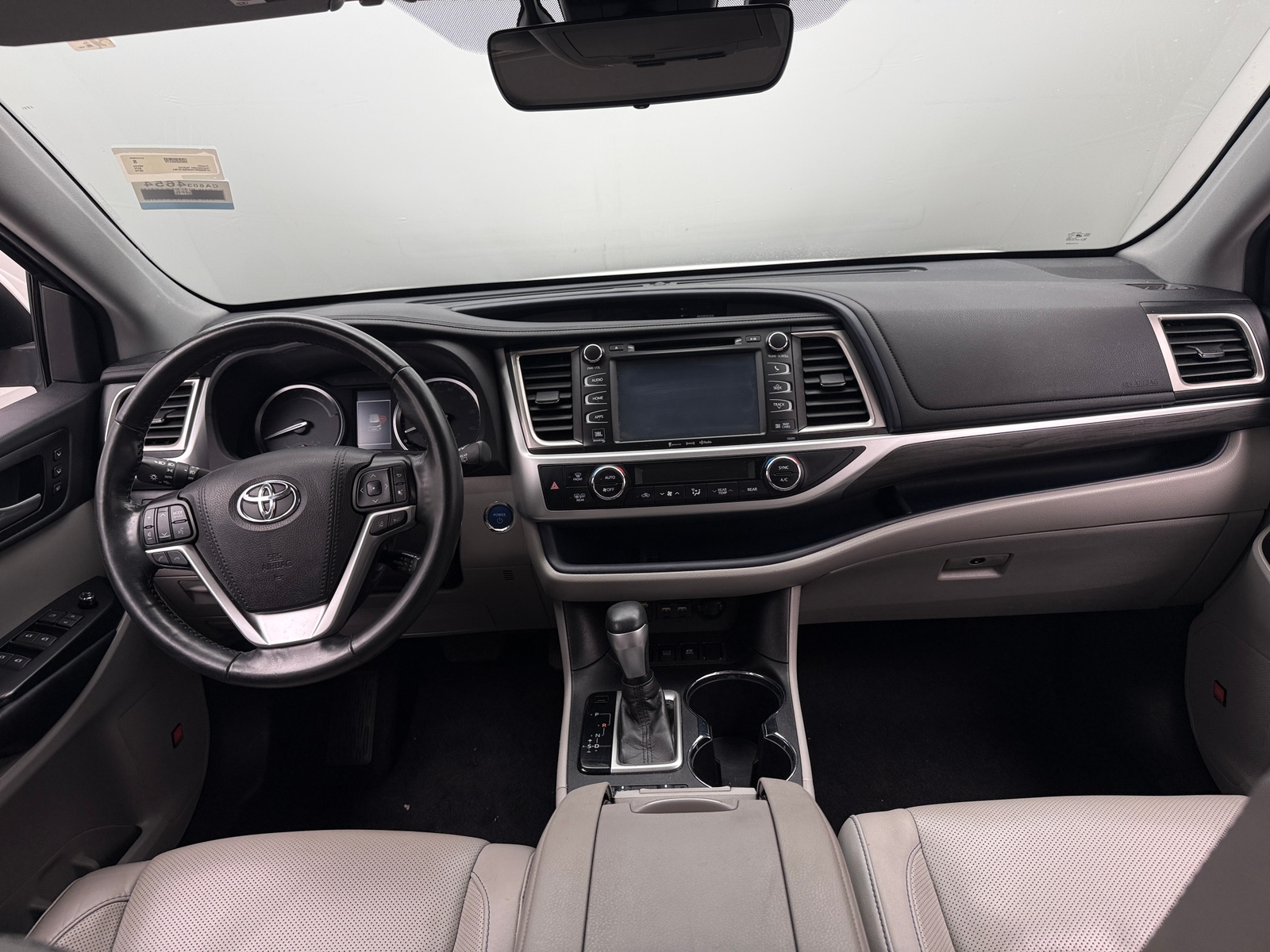 Thumbnail: 2019 Toyota Highlander - 2