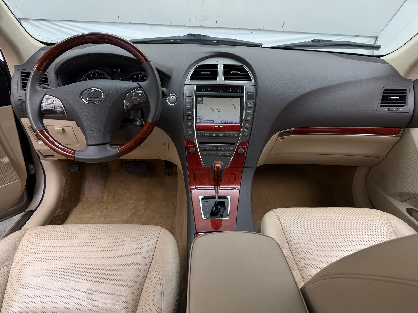 Thumbnail: 2012 Lexus ES - 2