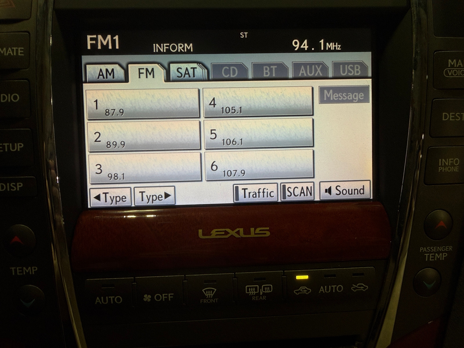 Thumbnail: 2012 Lexus ES - 3