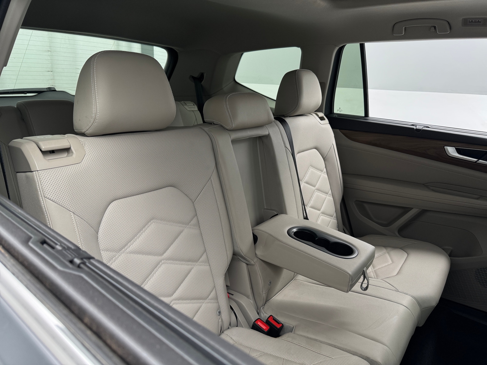 Thumbnail: 2026 Volkswagen Atlas - 5