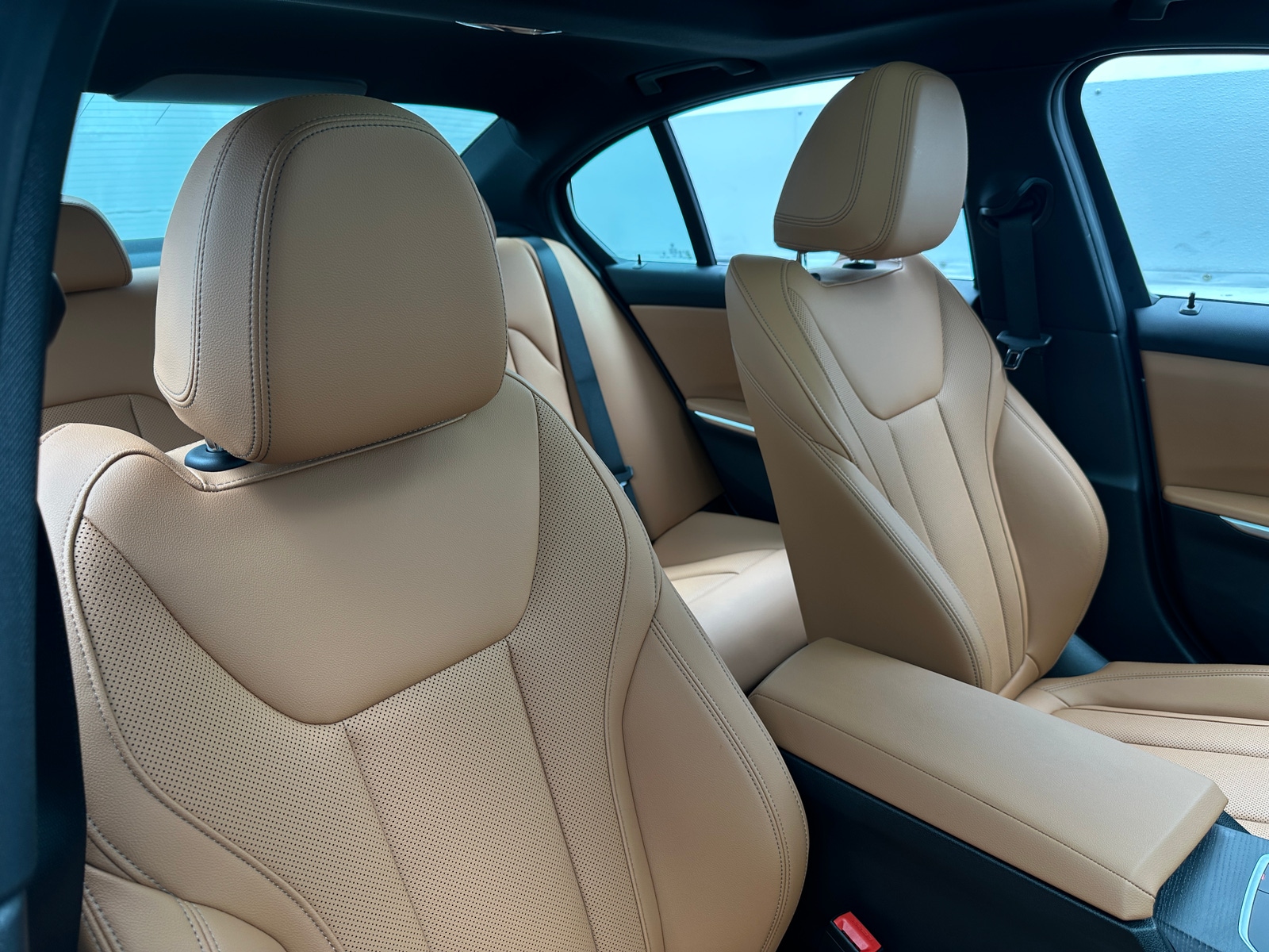 Thumbnail: 2026 BMW 3 Series - 2