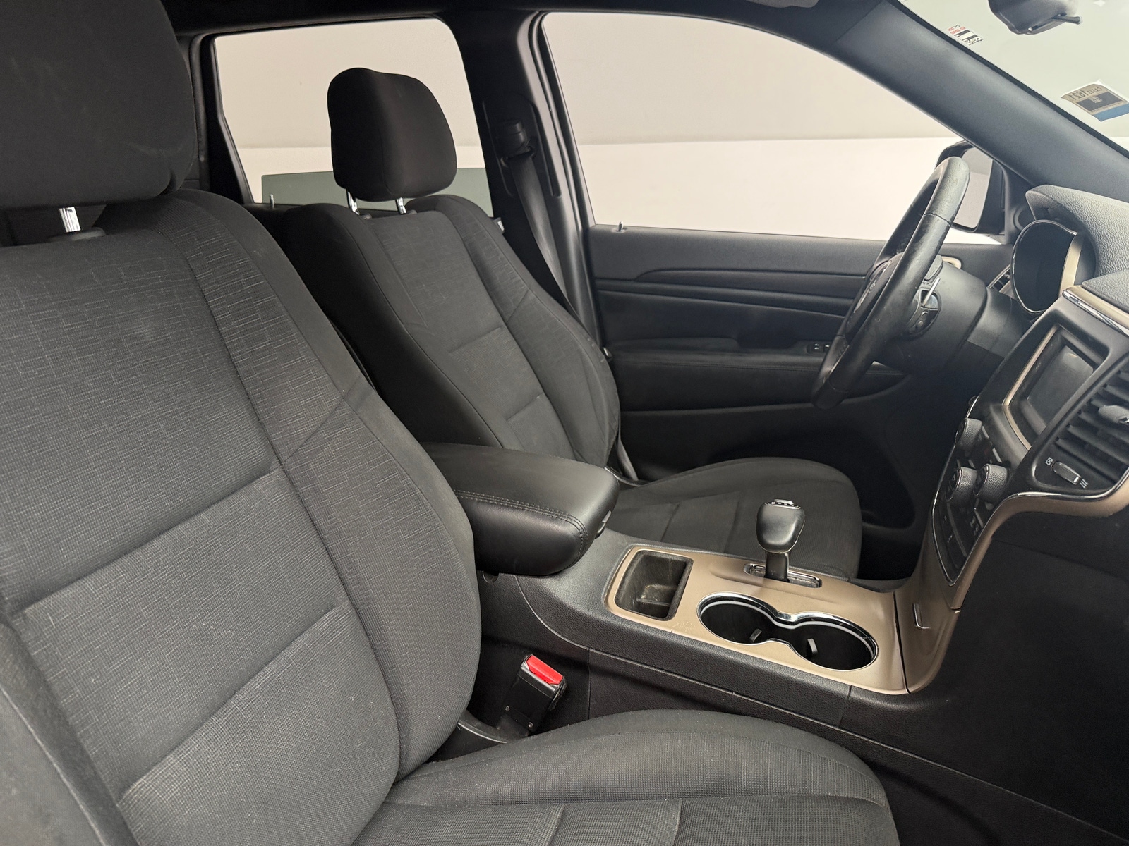 Thumbnail: 2014 Jeep Grand Cherokee - 2