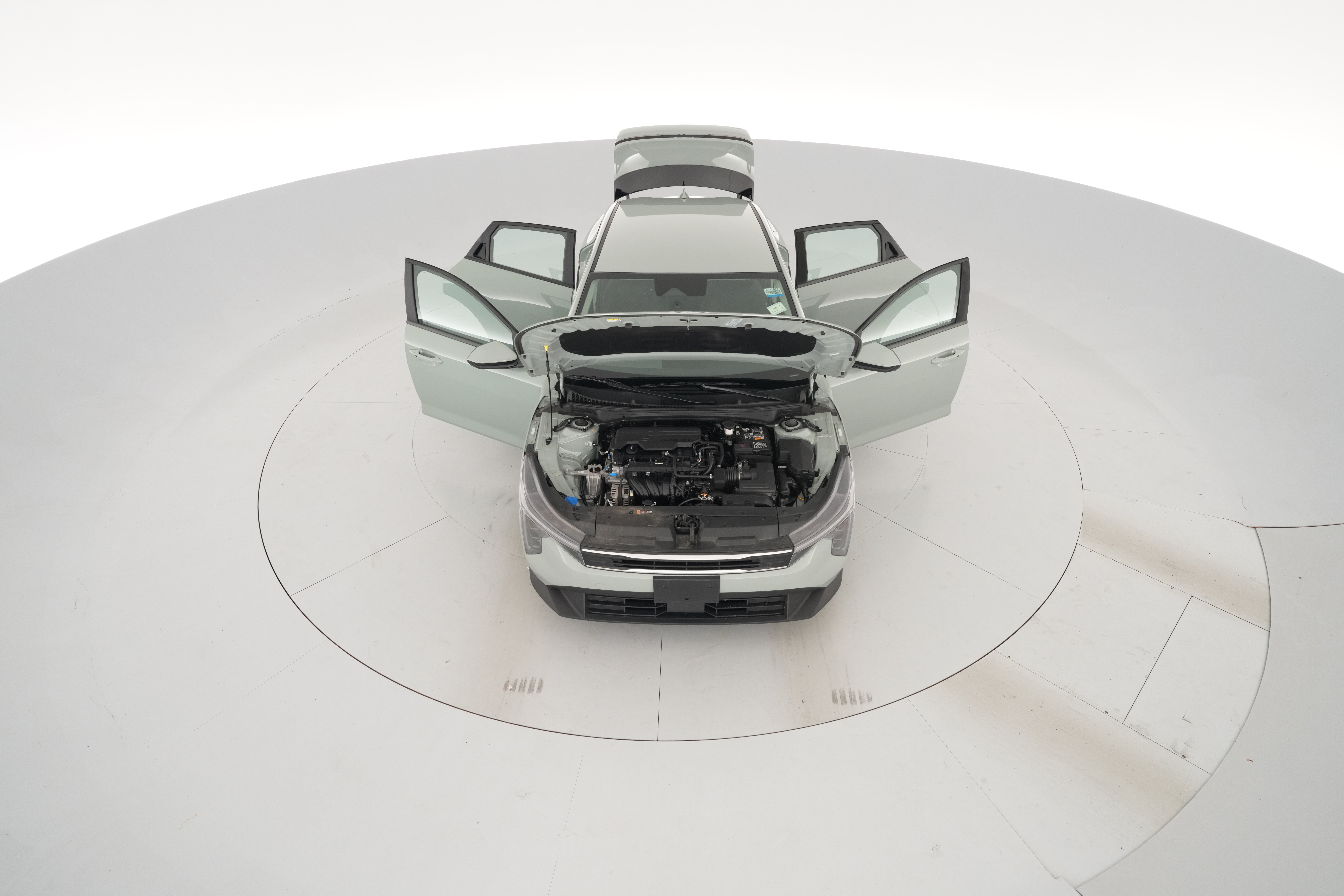 2025 Kia K4 LXS - Photo 32