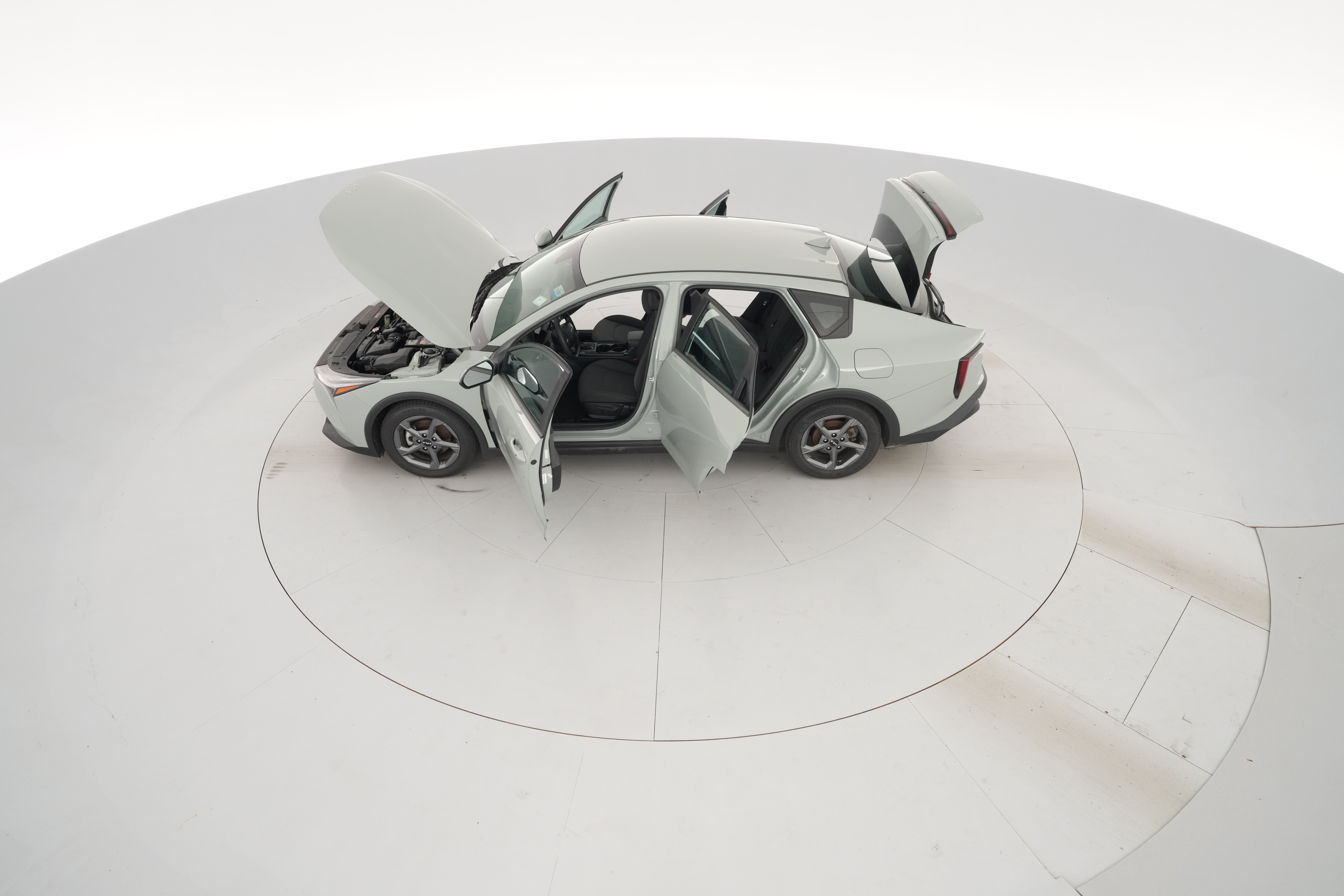 2025 Kia K4 LXS - Photo 36