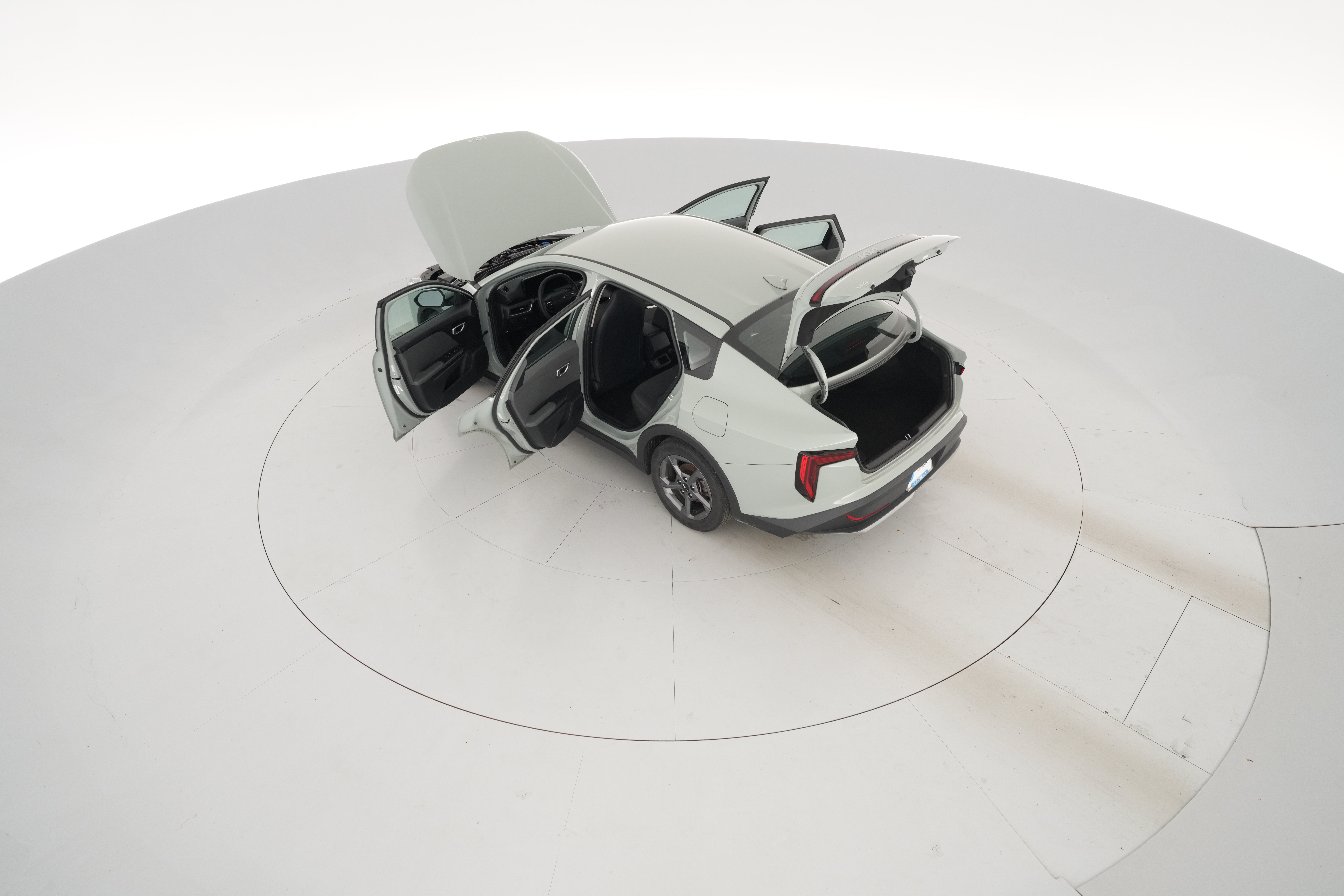 2025 Kia K4 LXS - Photo 38
