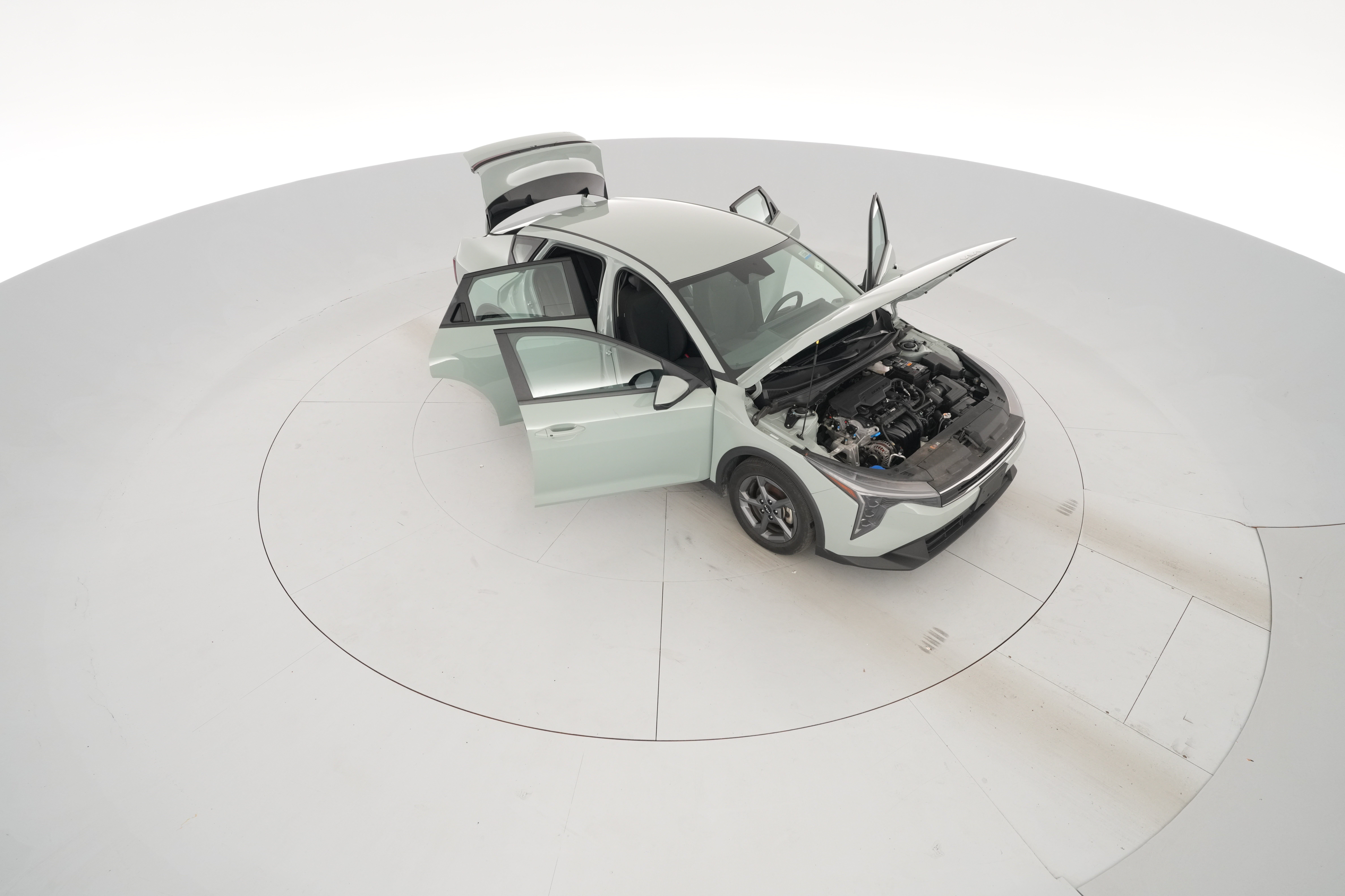2025 Kia K4 LXS - Photo 46
