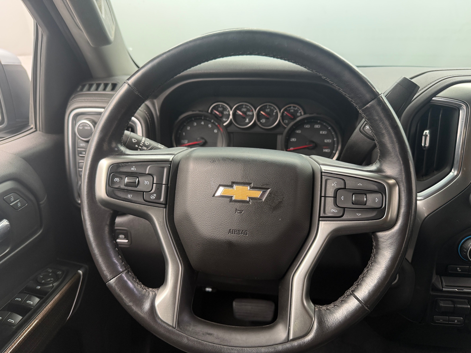 Thumbnail: 2020 Chevrolet Silverado 1500 - 5