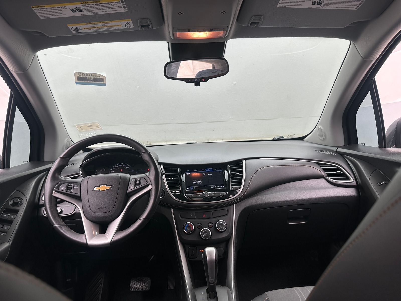 Thumbnail: 2018 Chevrolet Trax - 3