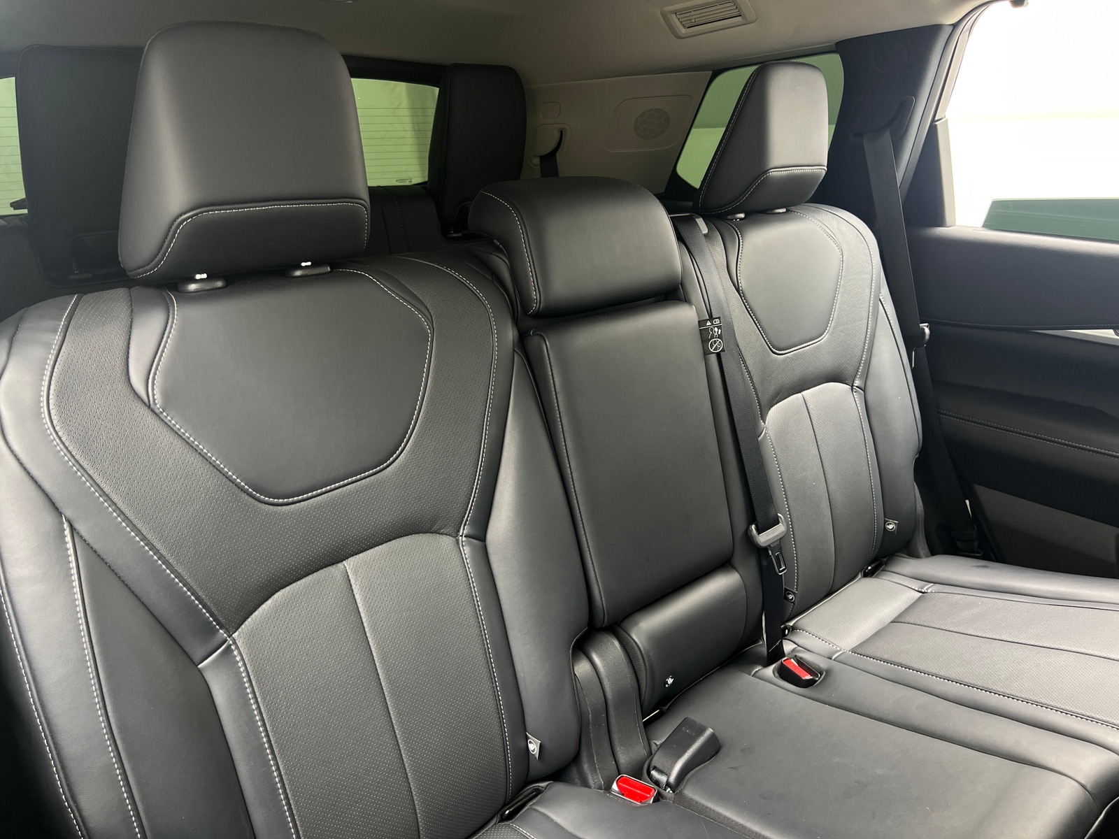 Thumbnail: 2023 INFINITI QX60 - 5