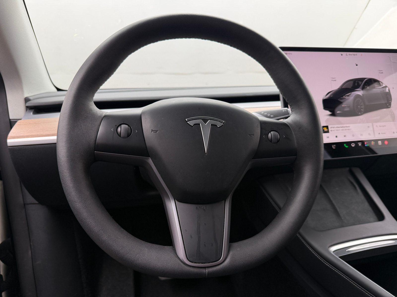 Thumbnail: 2023 Tesla Model Y - 4