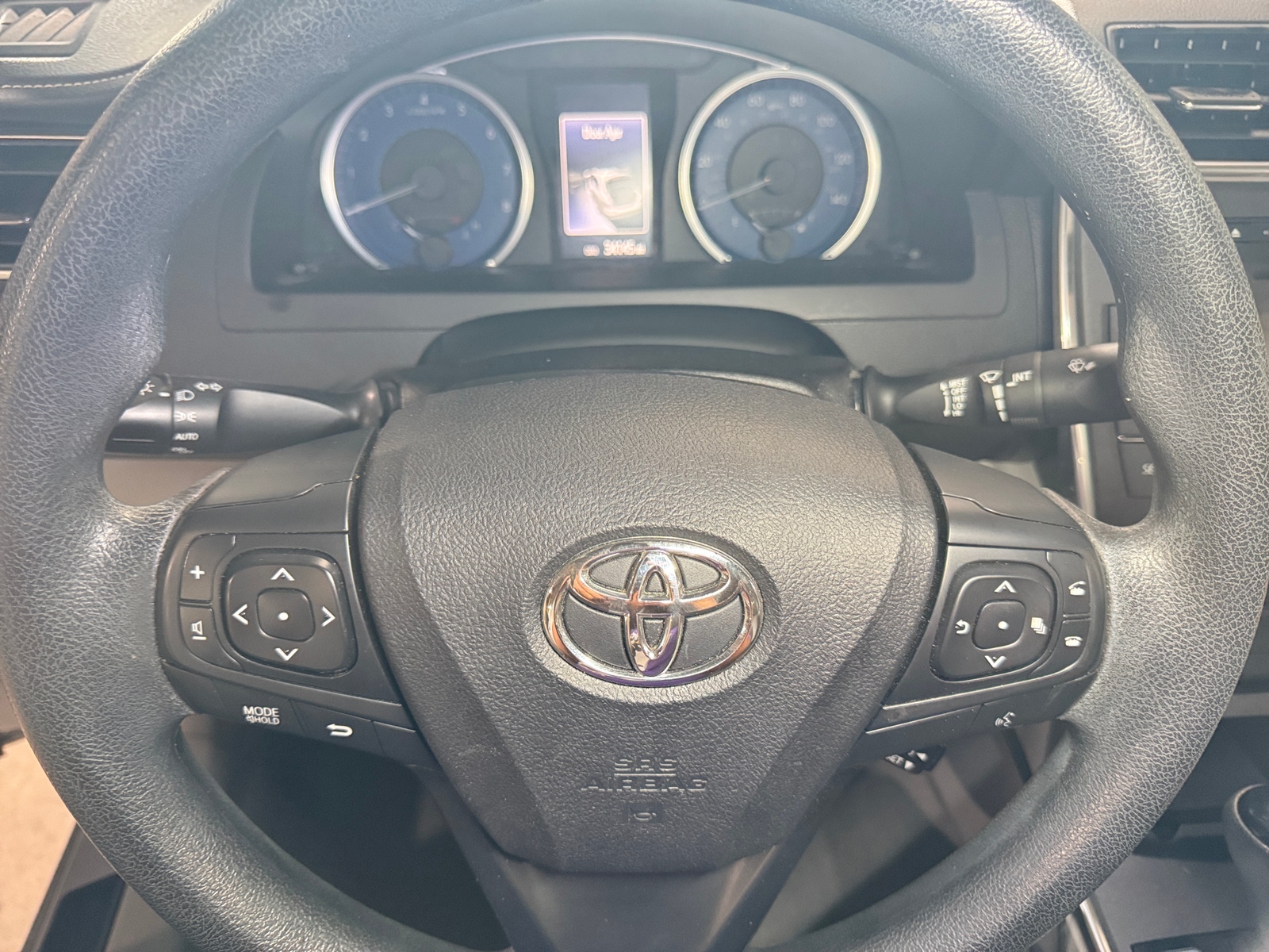 Thumbnail: 2017 Toyota Camry - 5