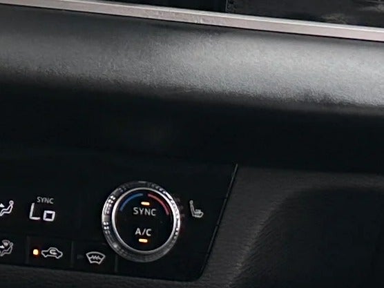 2023 Mitsubishi Outlander Plug-In Hybrid SE - Photo 22