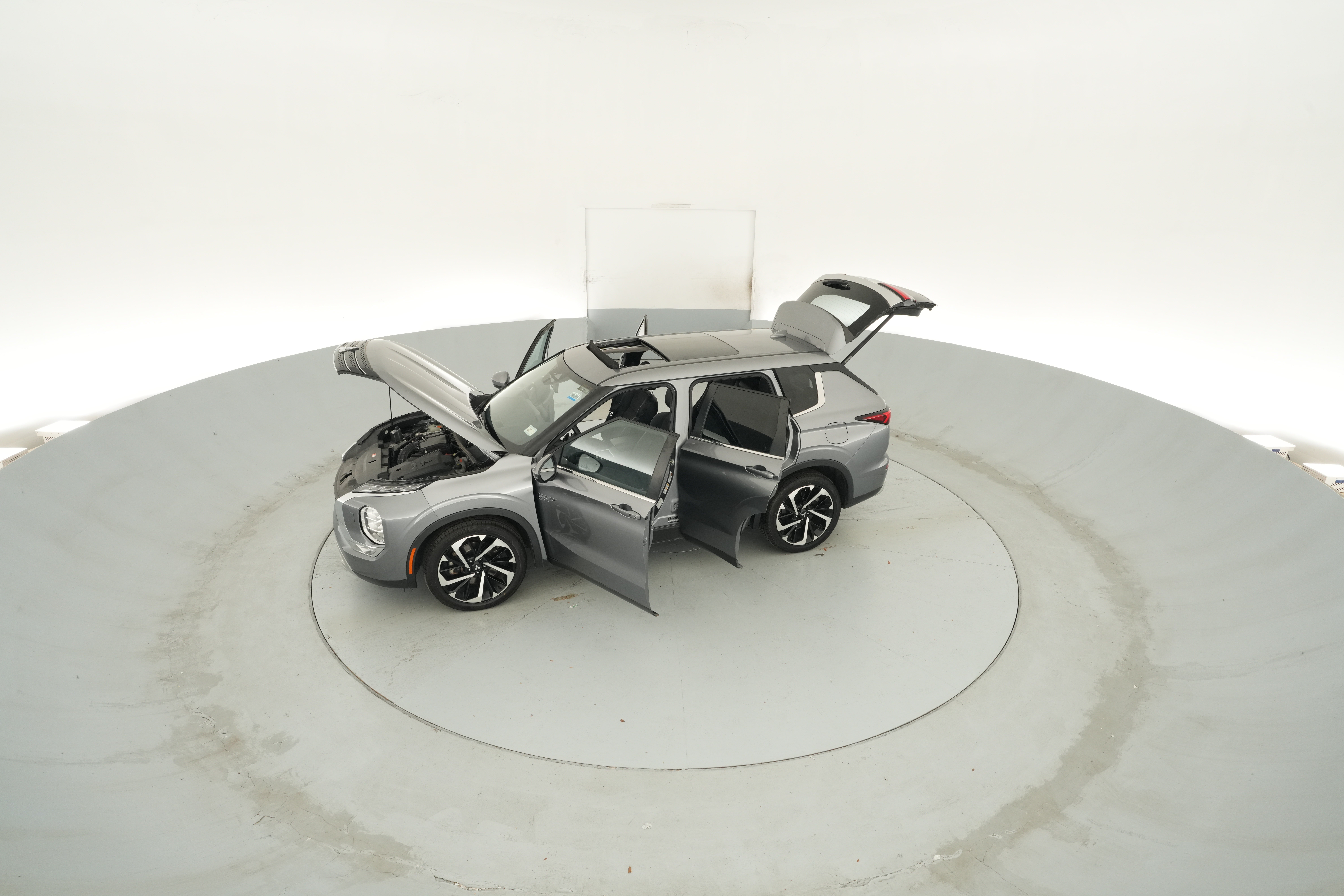 2023 Mitsubishi Outlander Plug-In Hybrid SE - Photo 46