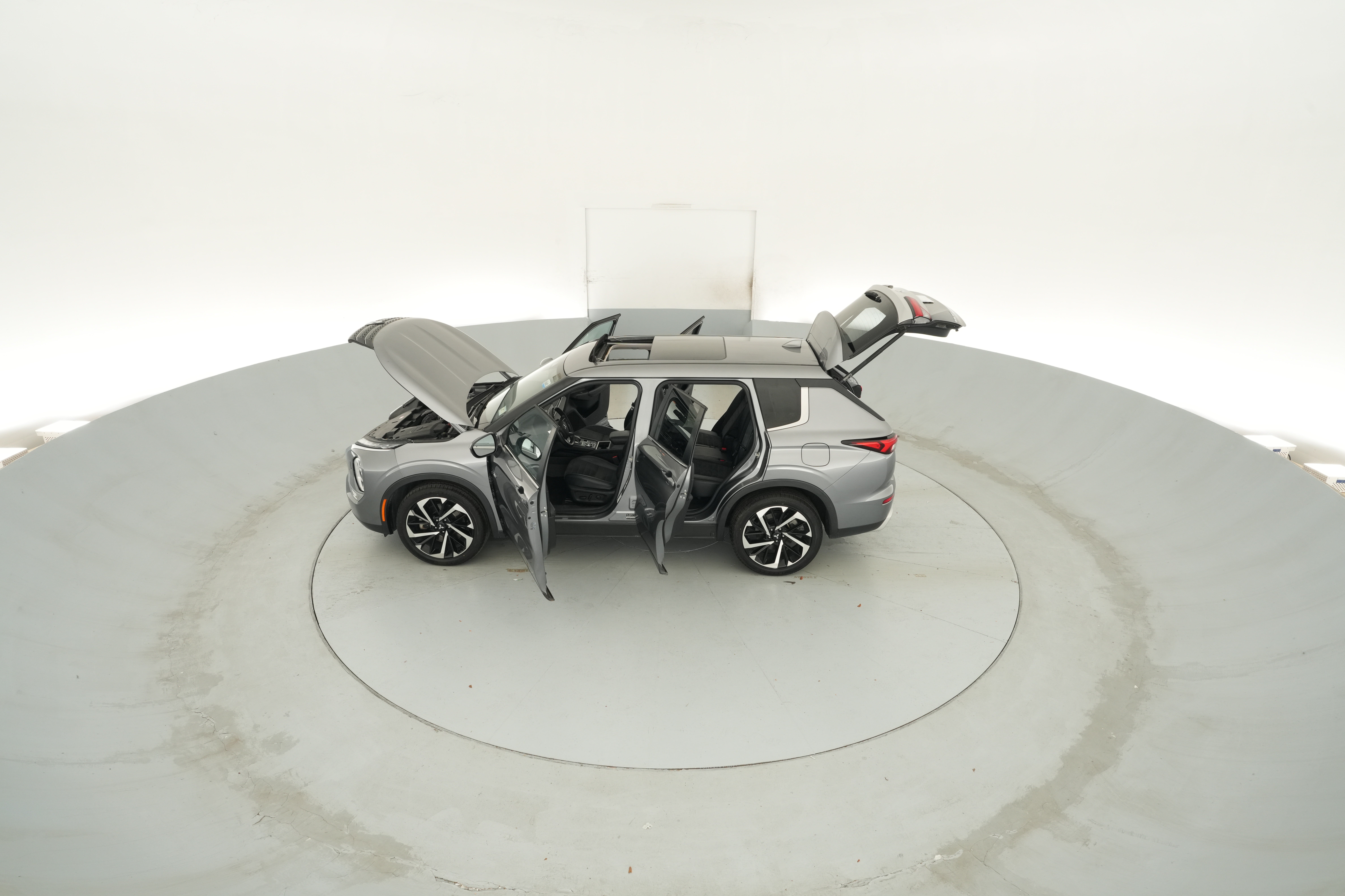 2023 Mitsubishi Outlander Plug-In Hybrid SE - Photo 47