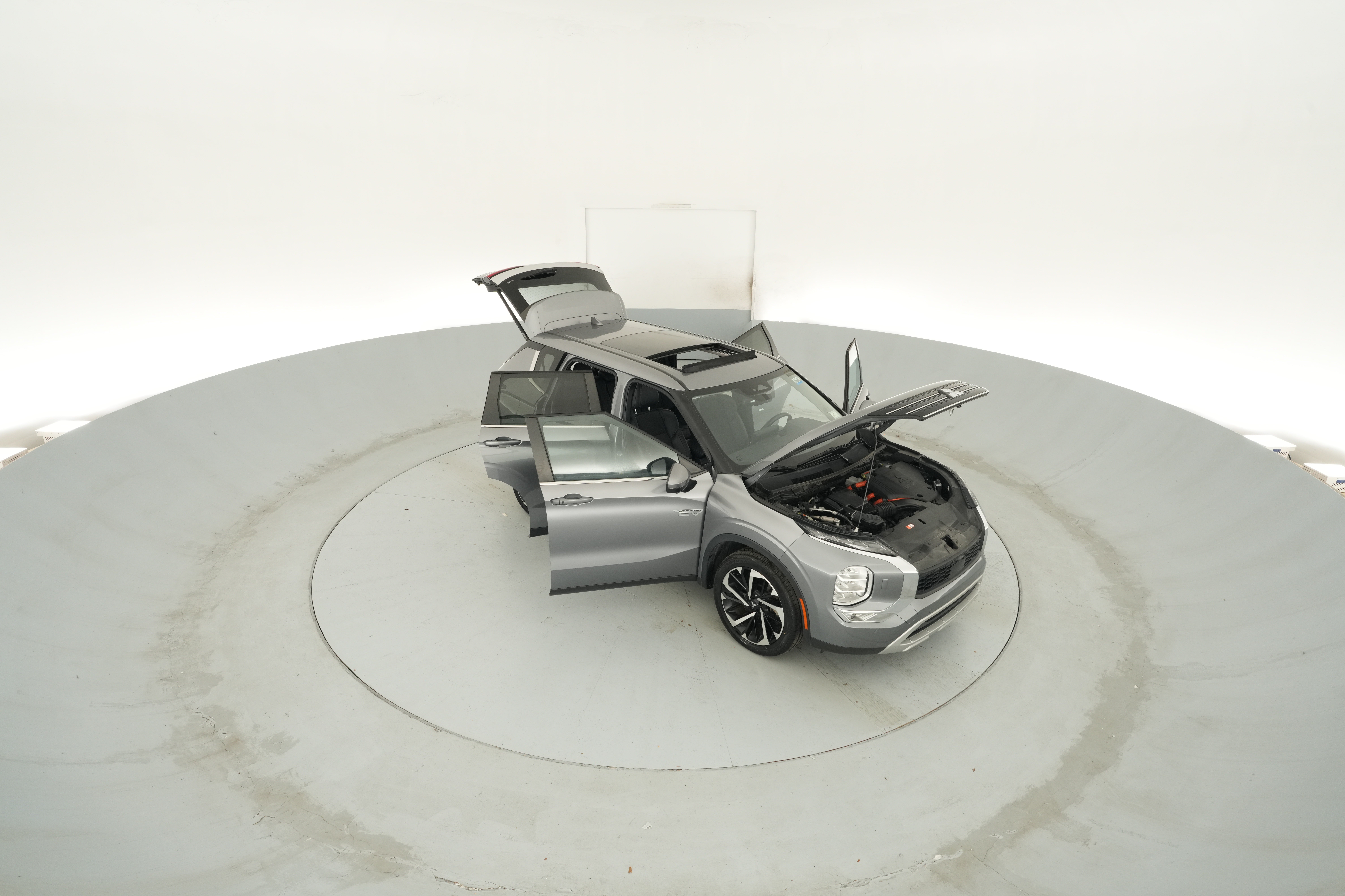 2023 Mitsubishi Outlander Plug-In Hybrid SE - Photo 57