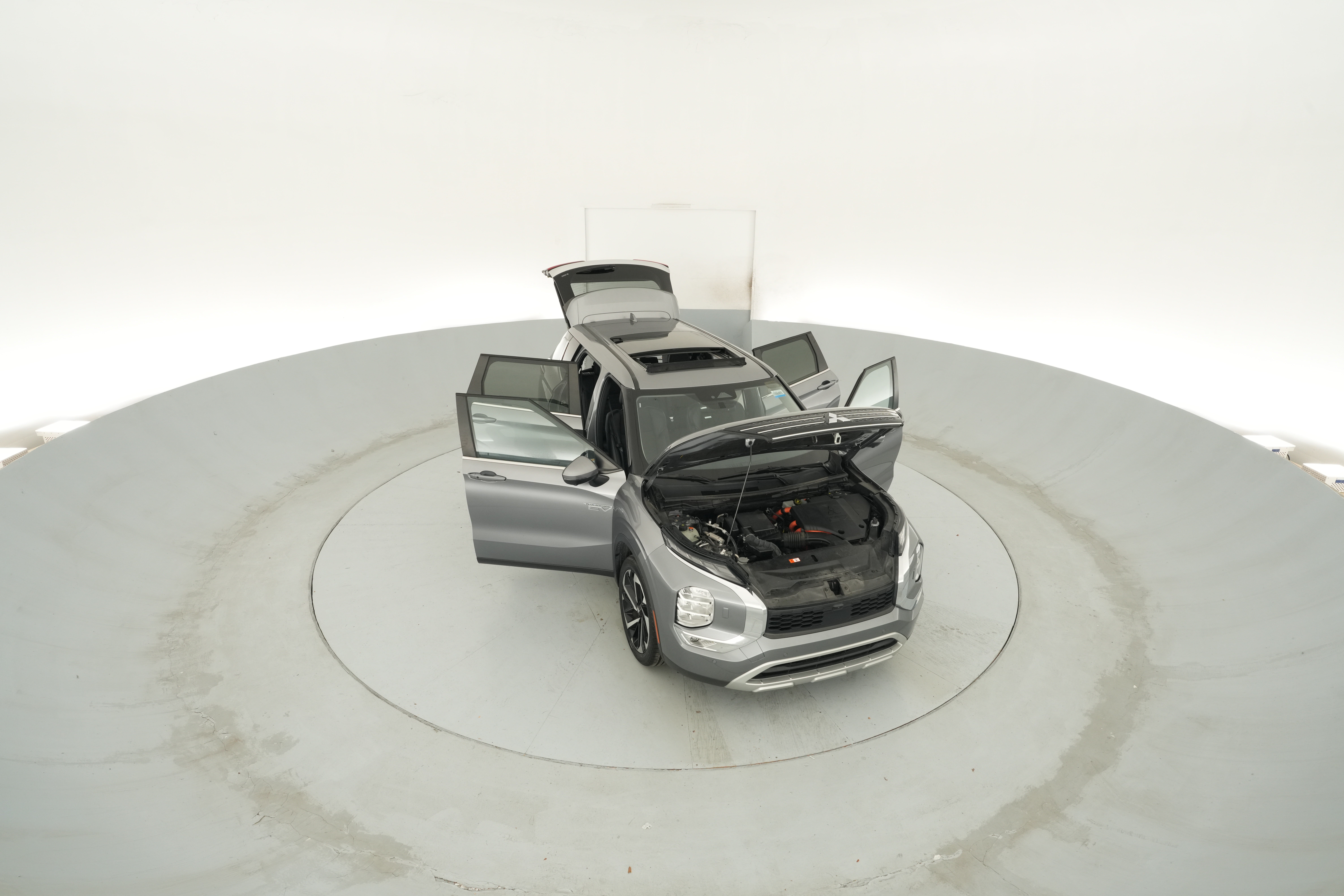 2023 Mitsubishi Outlander Plug-In Hybrid SE - Photo 58