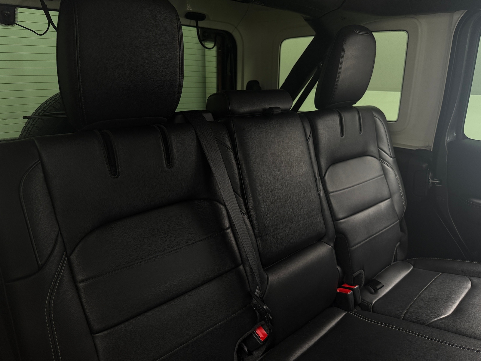Thumbnail: 2021 Jeep Wrangler - 5