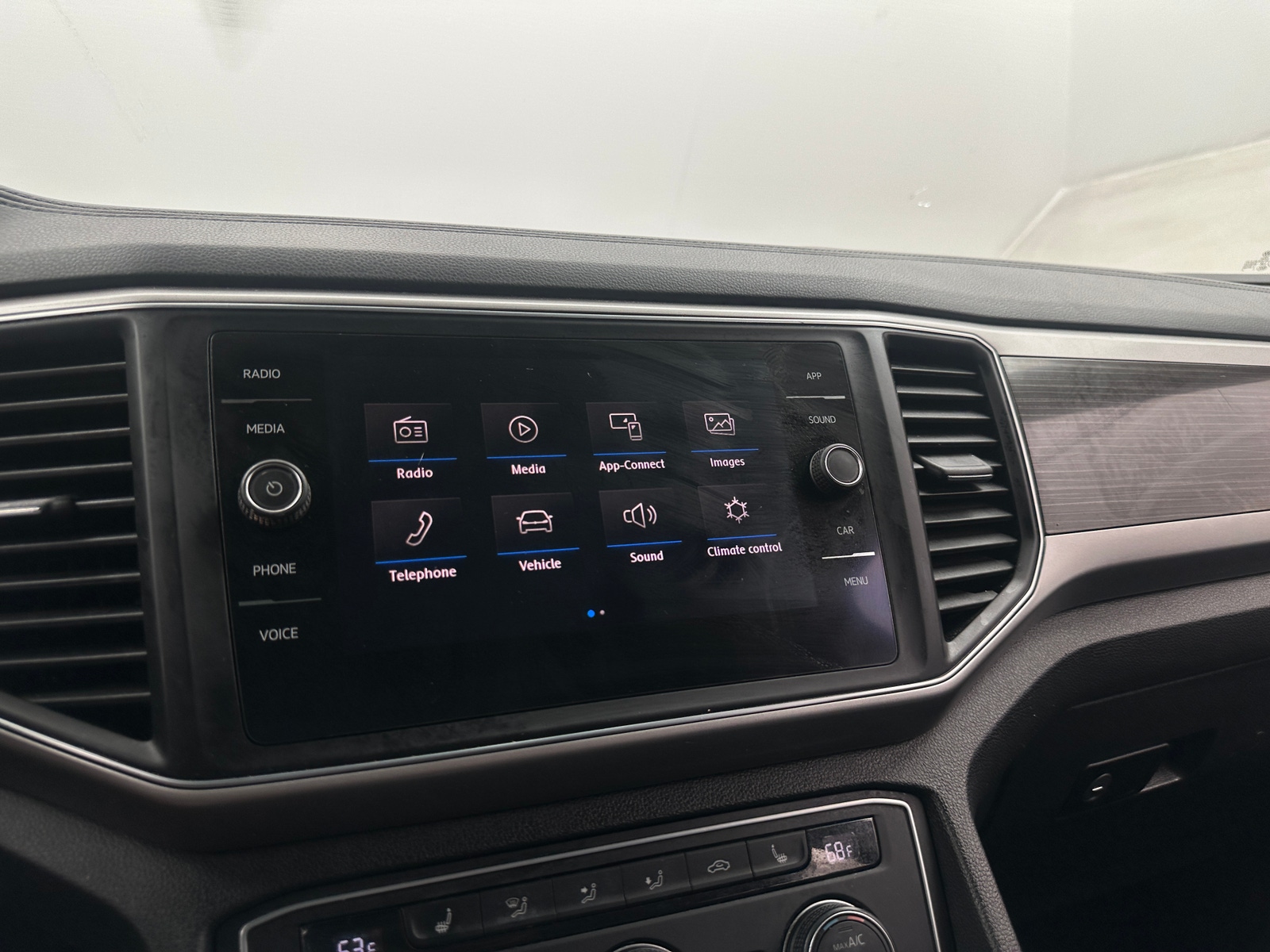 Thumbnail: 2019 Volkswagen Atlas - 3