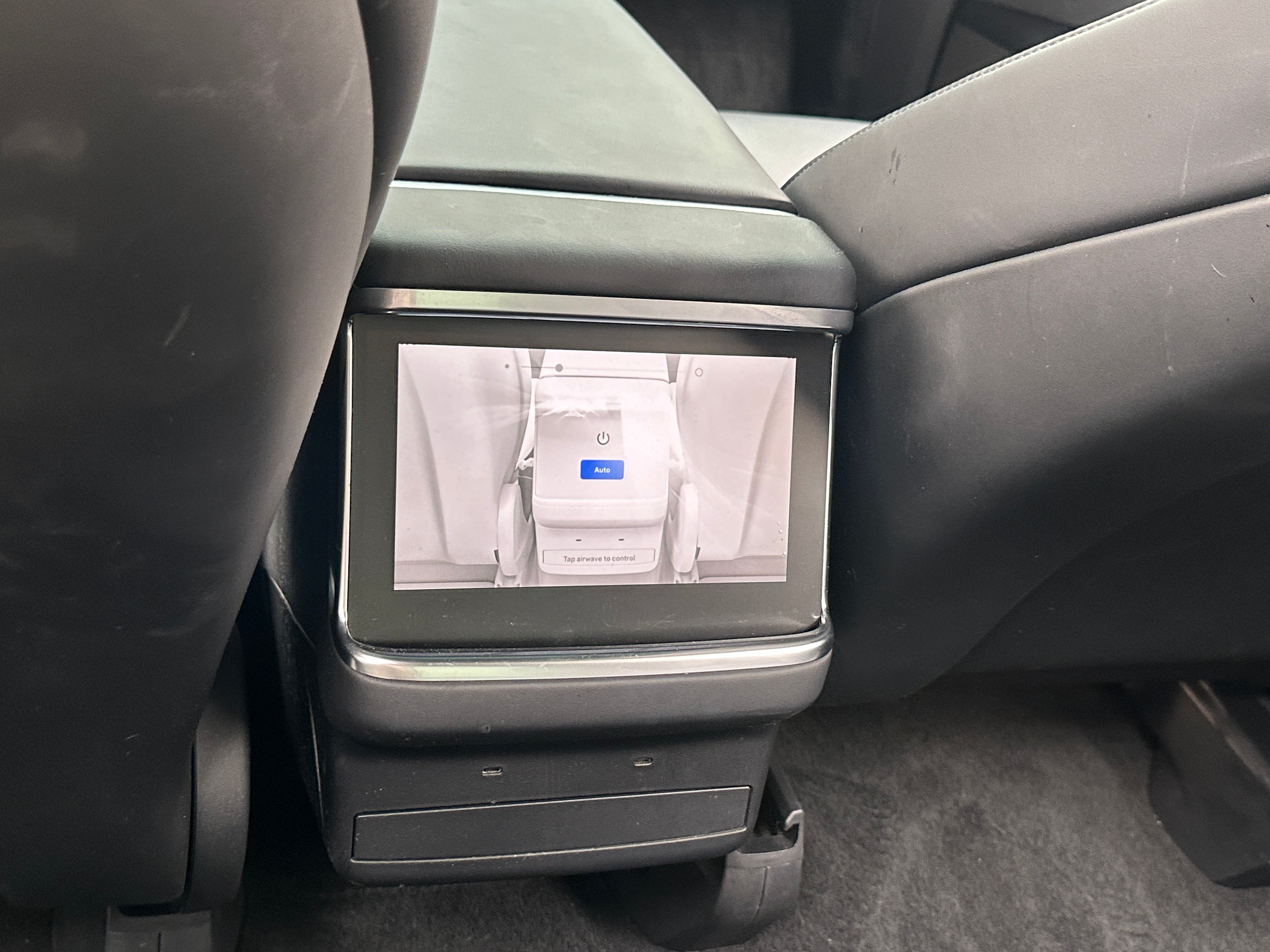 Used 2023 Tesla Model X Long Range with VIN 7SAXCBE52PF385131 for sale in Oak Creek, WI