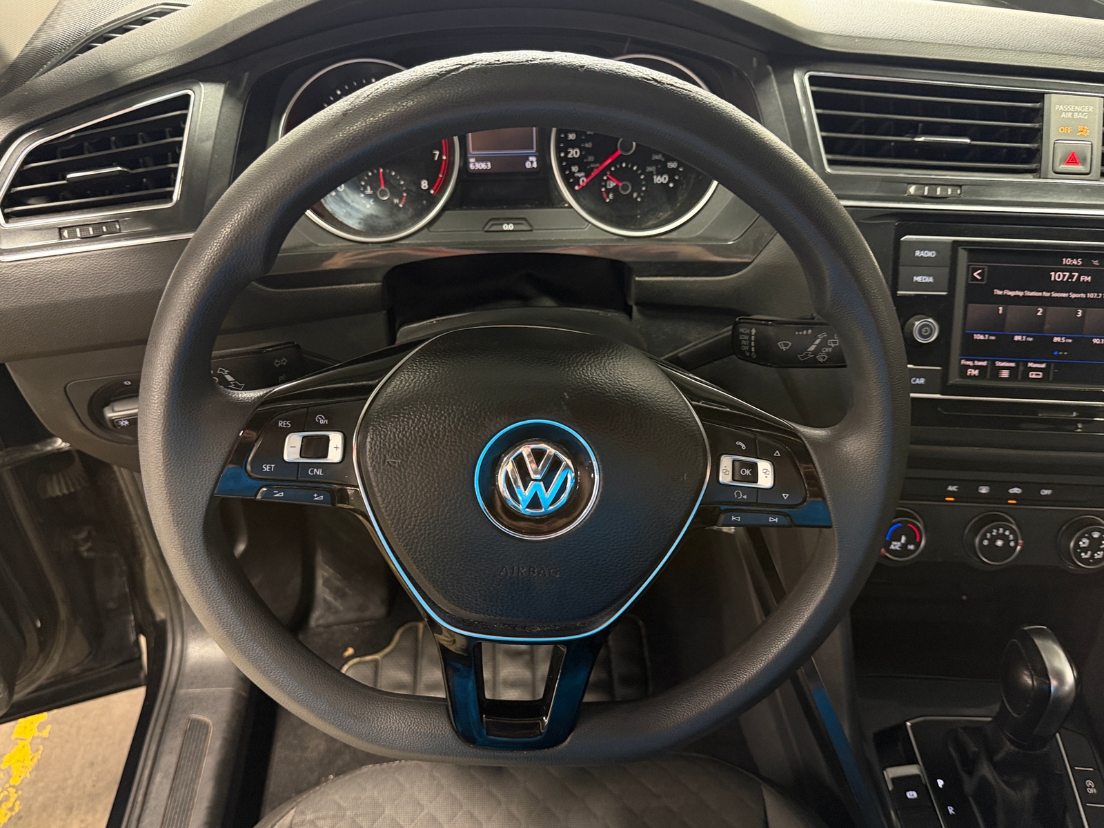 Thumbnail: 2018 Volkswagen Tiguan - 5