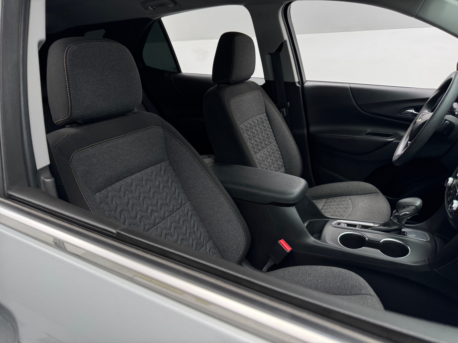 Thumbnail: 2022 Chevrolet Equinox - 2