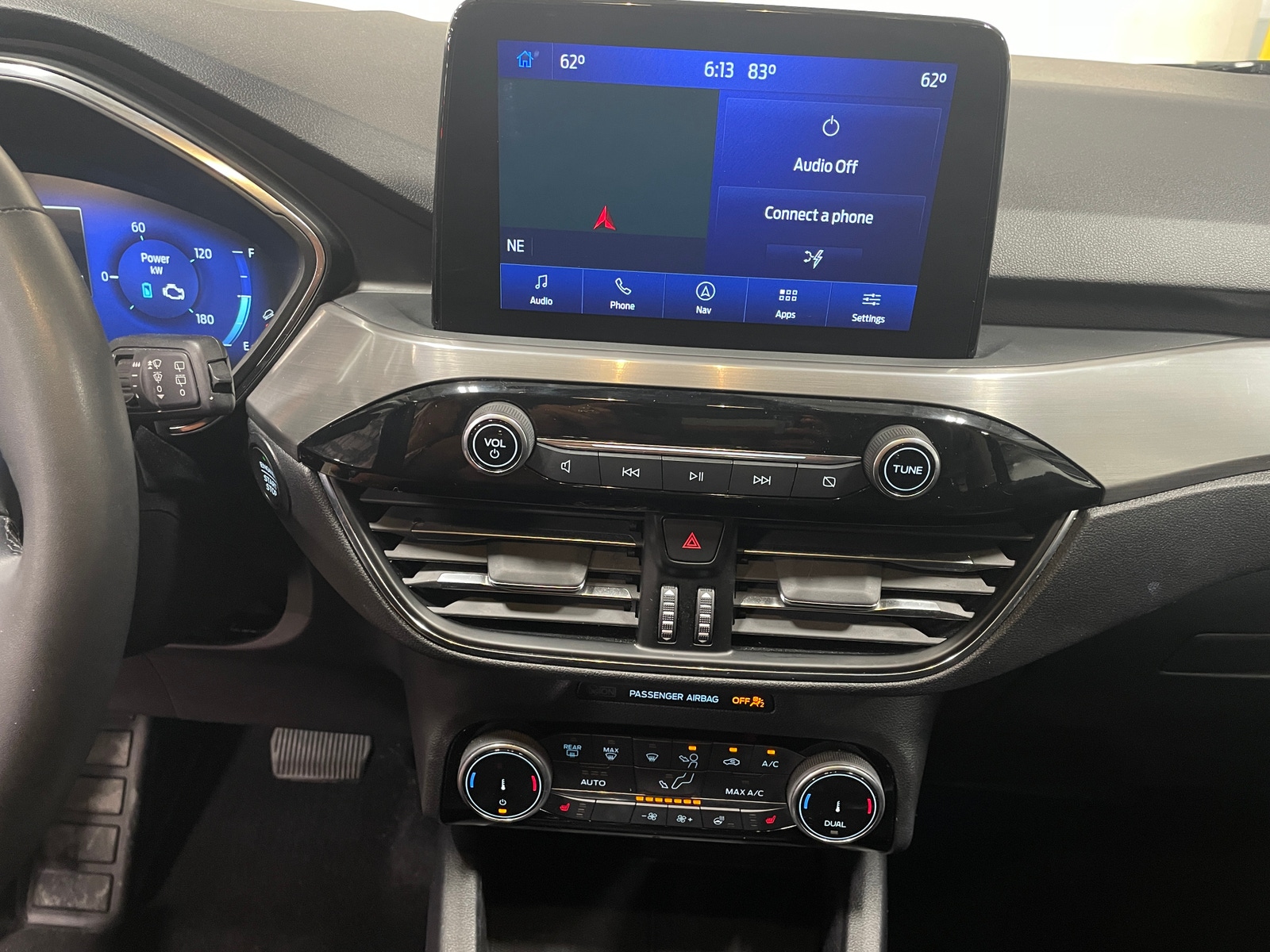 Thumbnail: 2022 Ford Escape - 3