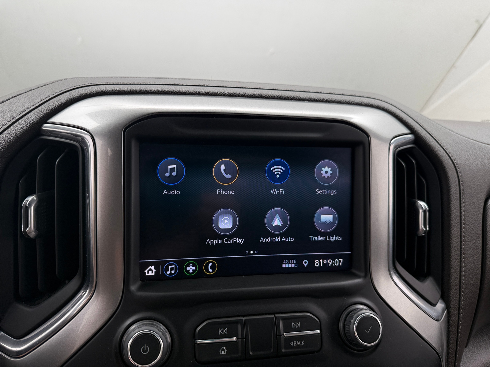 Thumbnail: 2022 Chevrolet Silverado 1500 - 4