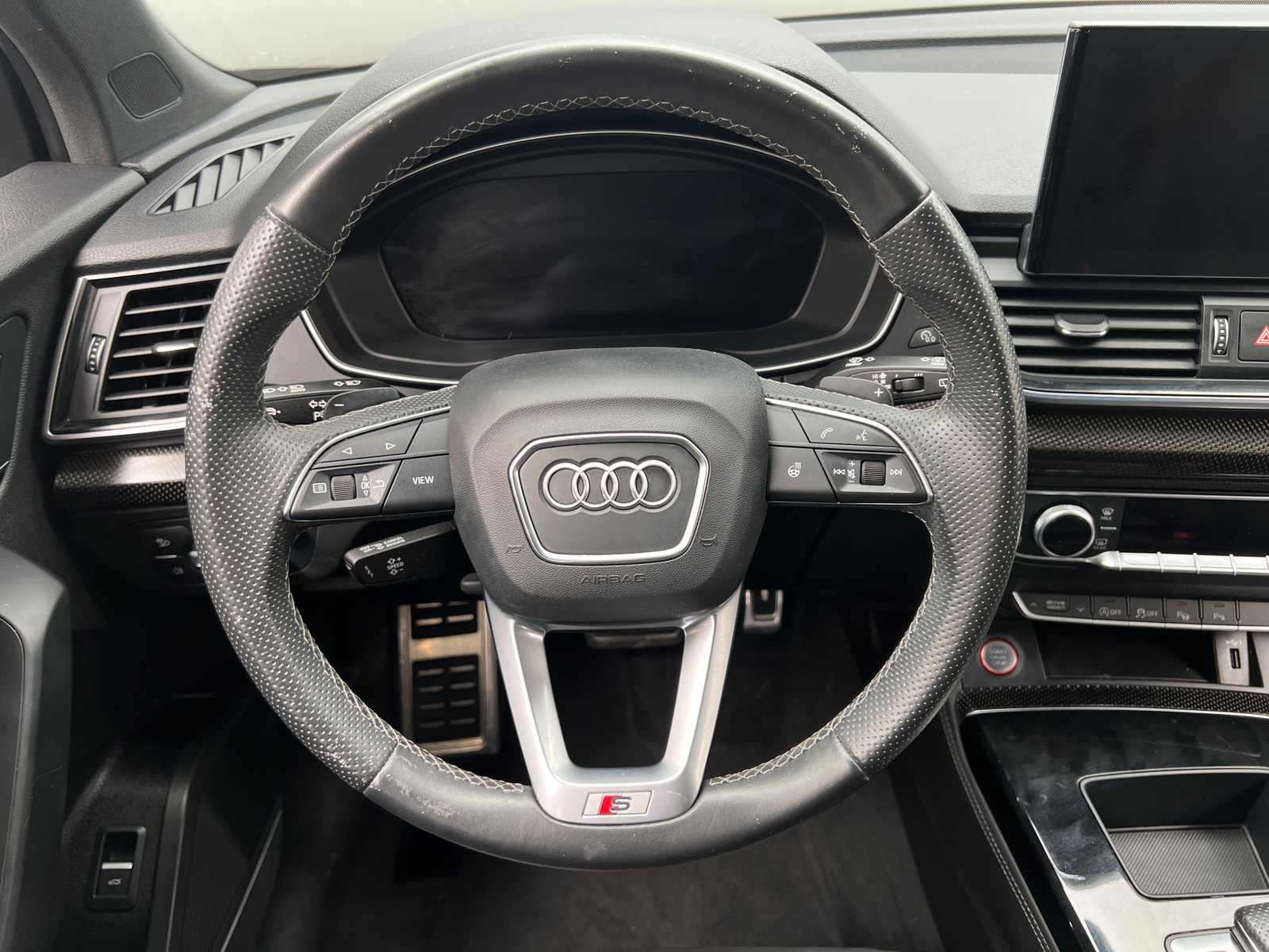 Thumbnail: 2022 Audi SQ5 - 4