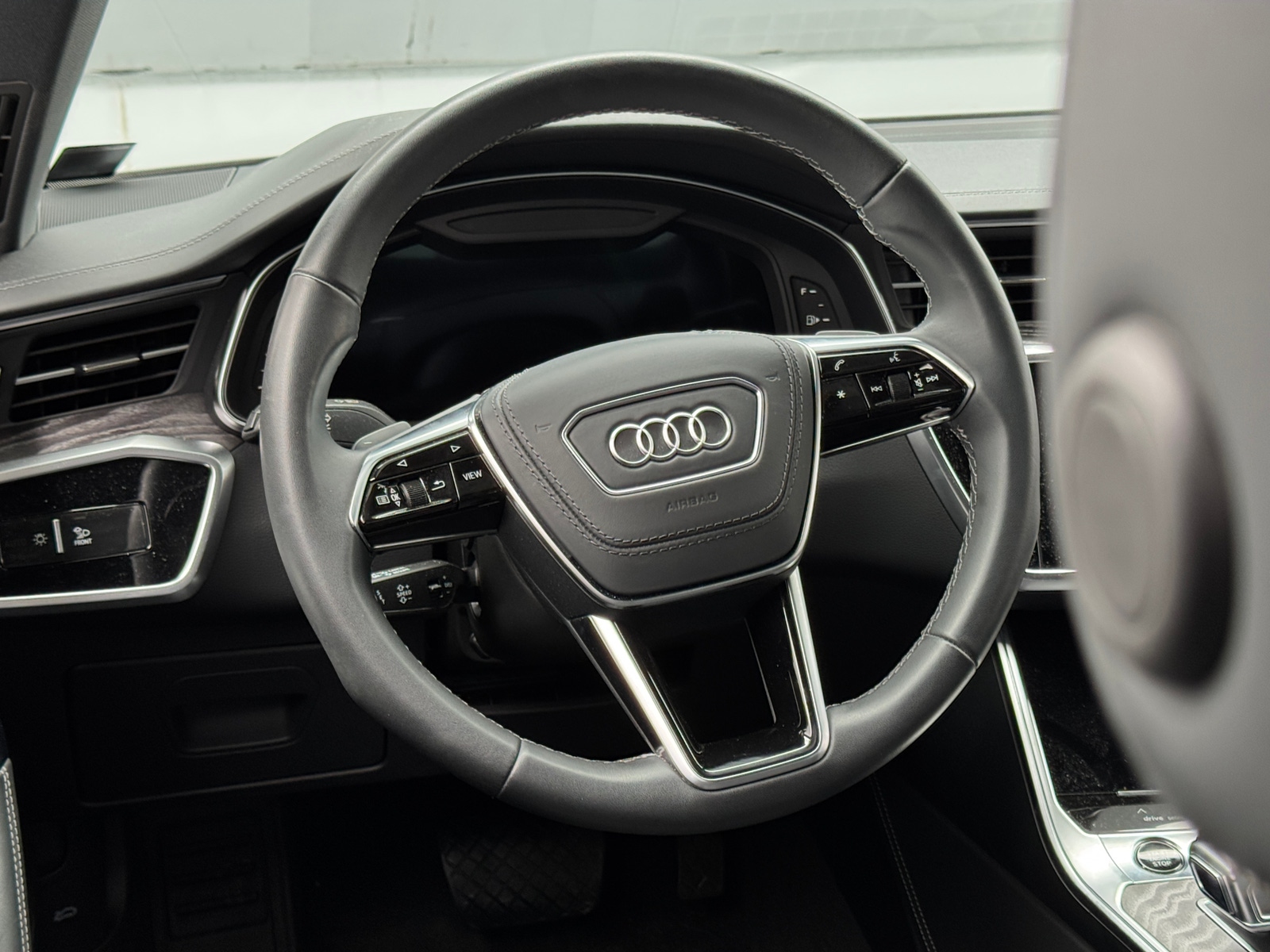 Thumbnail: 2025 Audi A6 - 4