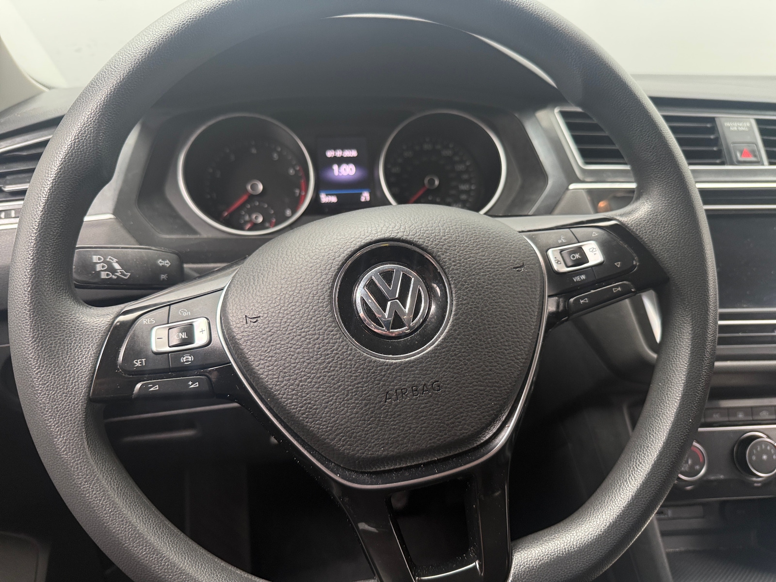 Thumbnail: 2019 Volkswagen Tiguan - 5