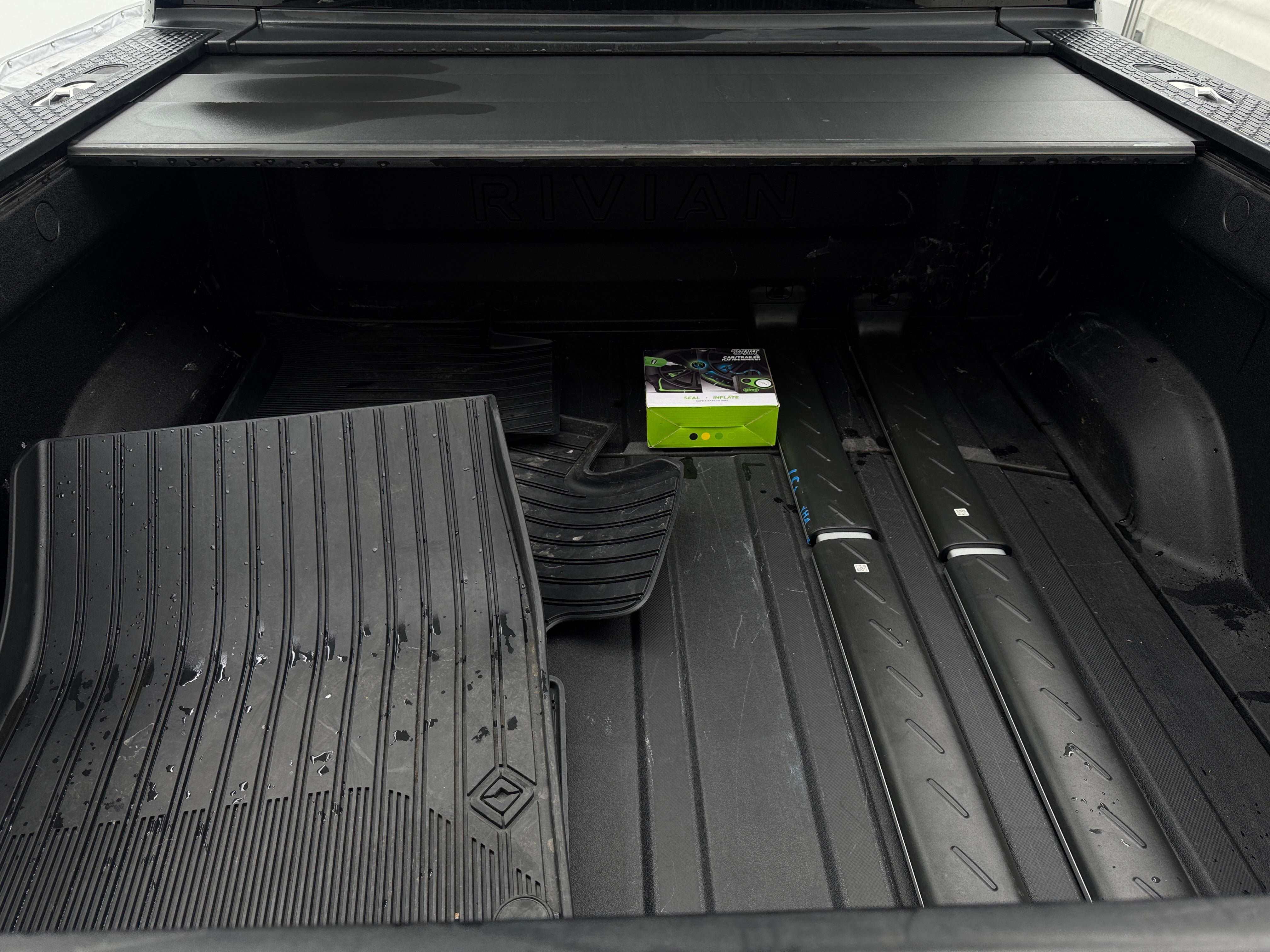 2022 Rivian R1T Adventure - Photo 9