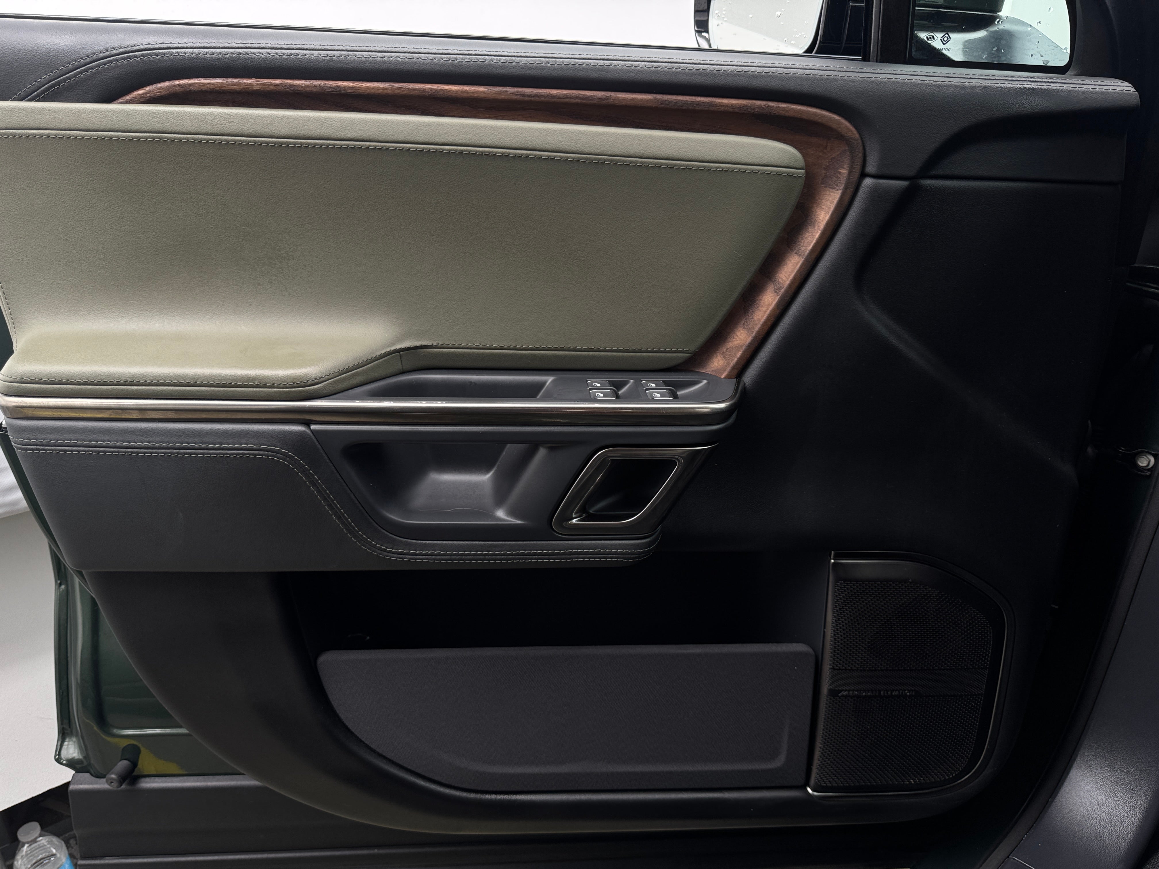 2022 Rivian R1T Adventure - Photo 10