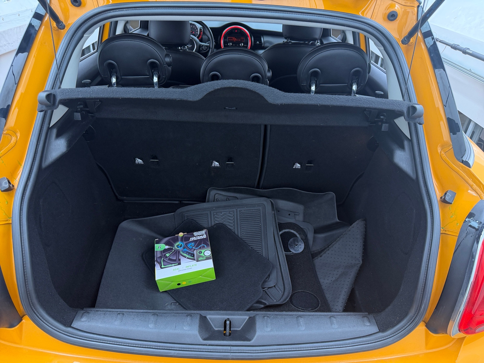 Thumbnail: 2016 MINI Cooper Hardtop - 6
