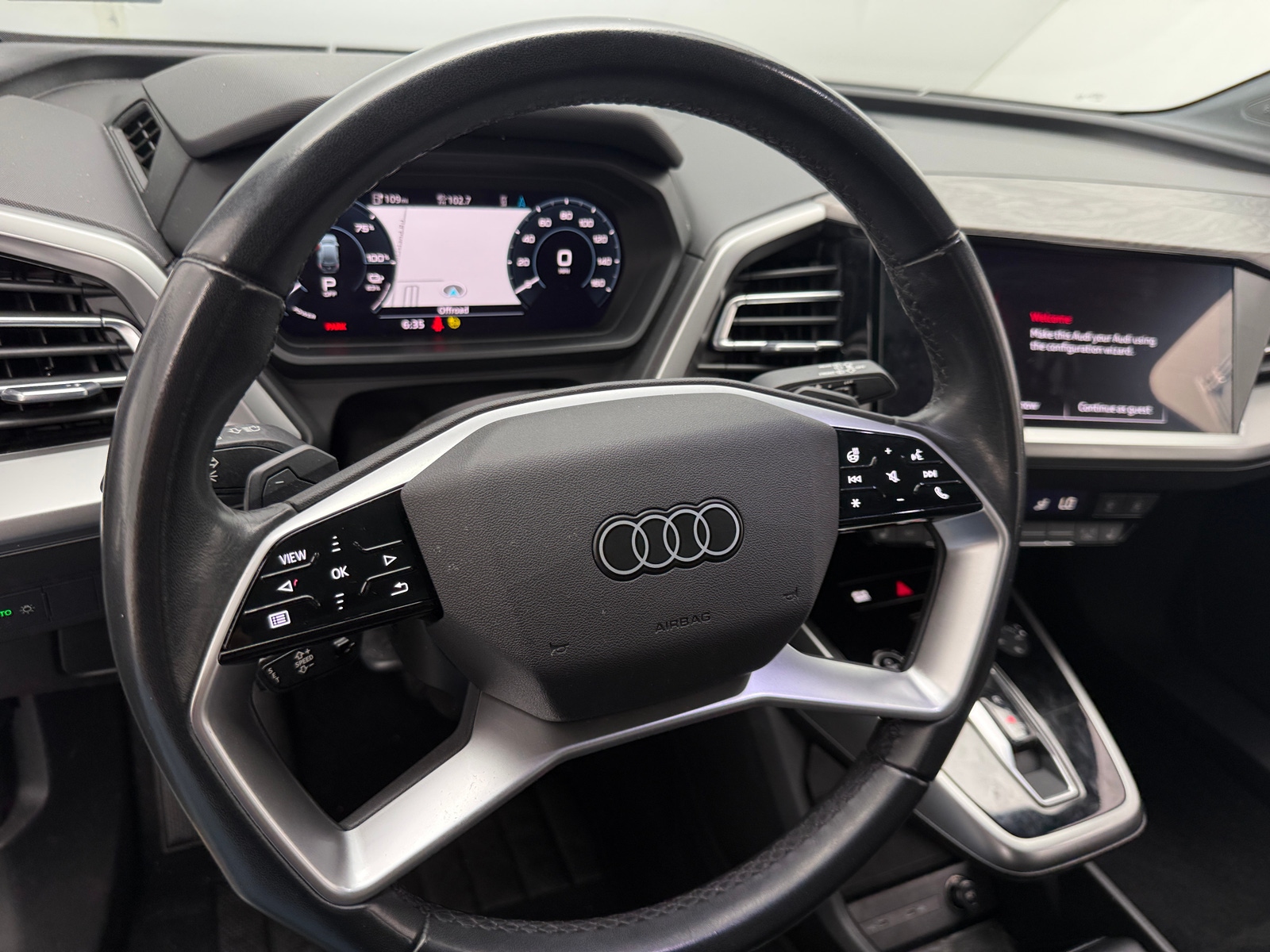 Thumbnail: 2023 Audi Q4 e-tron - 4