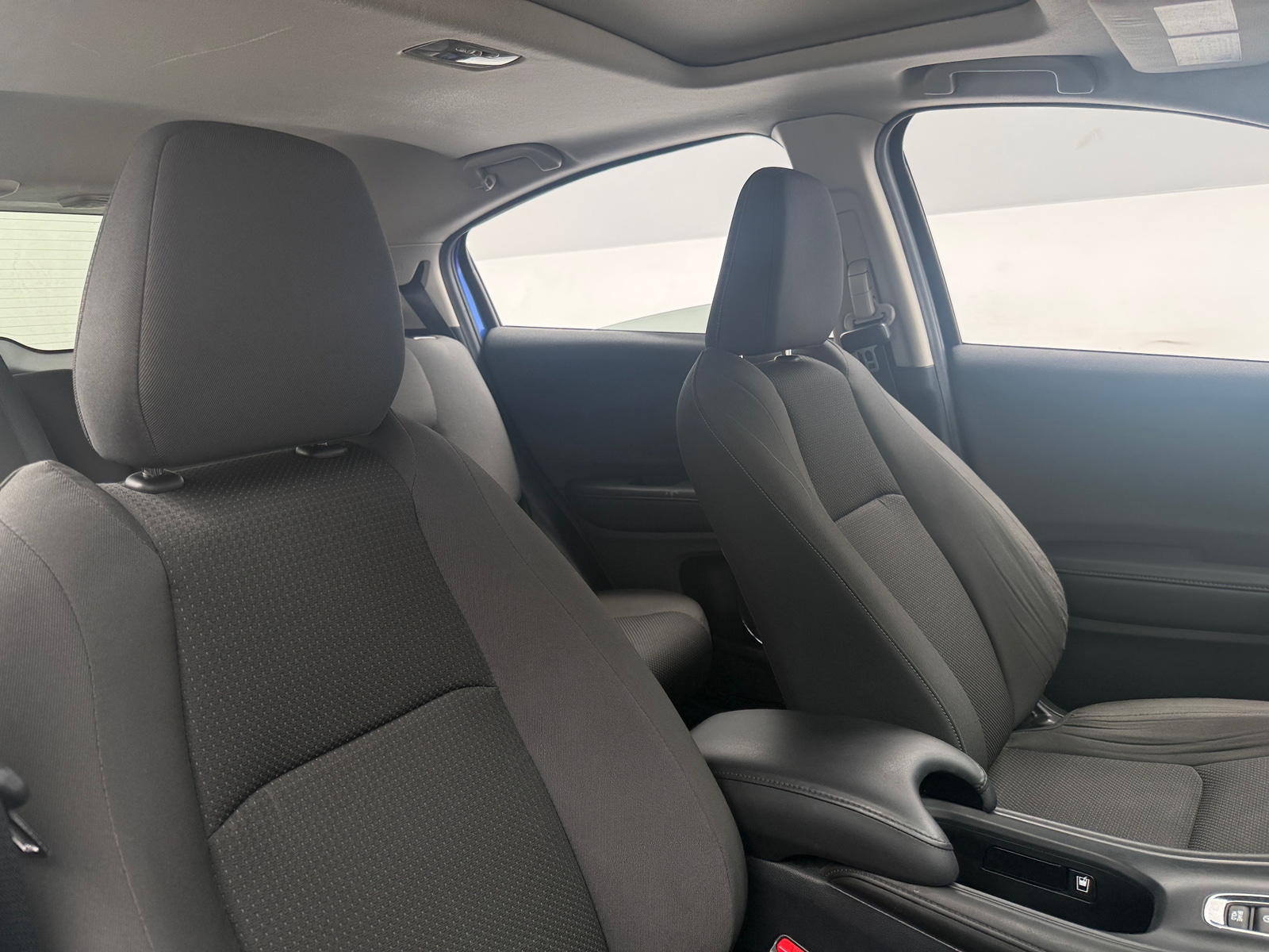 Thumbnail: 2020 Honda HR-V - 2