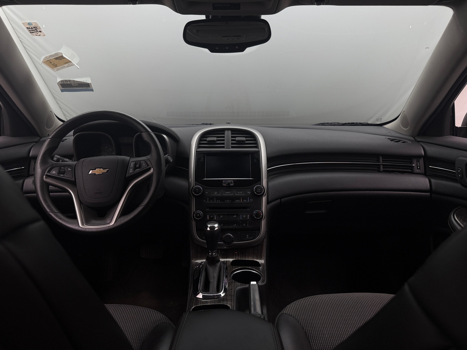 Thumbnail: 2015 Chevrolet Malibu - 3